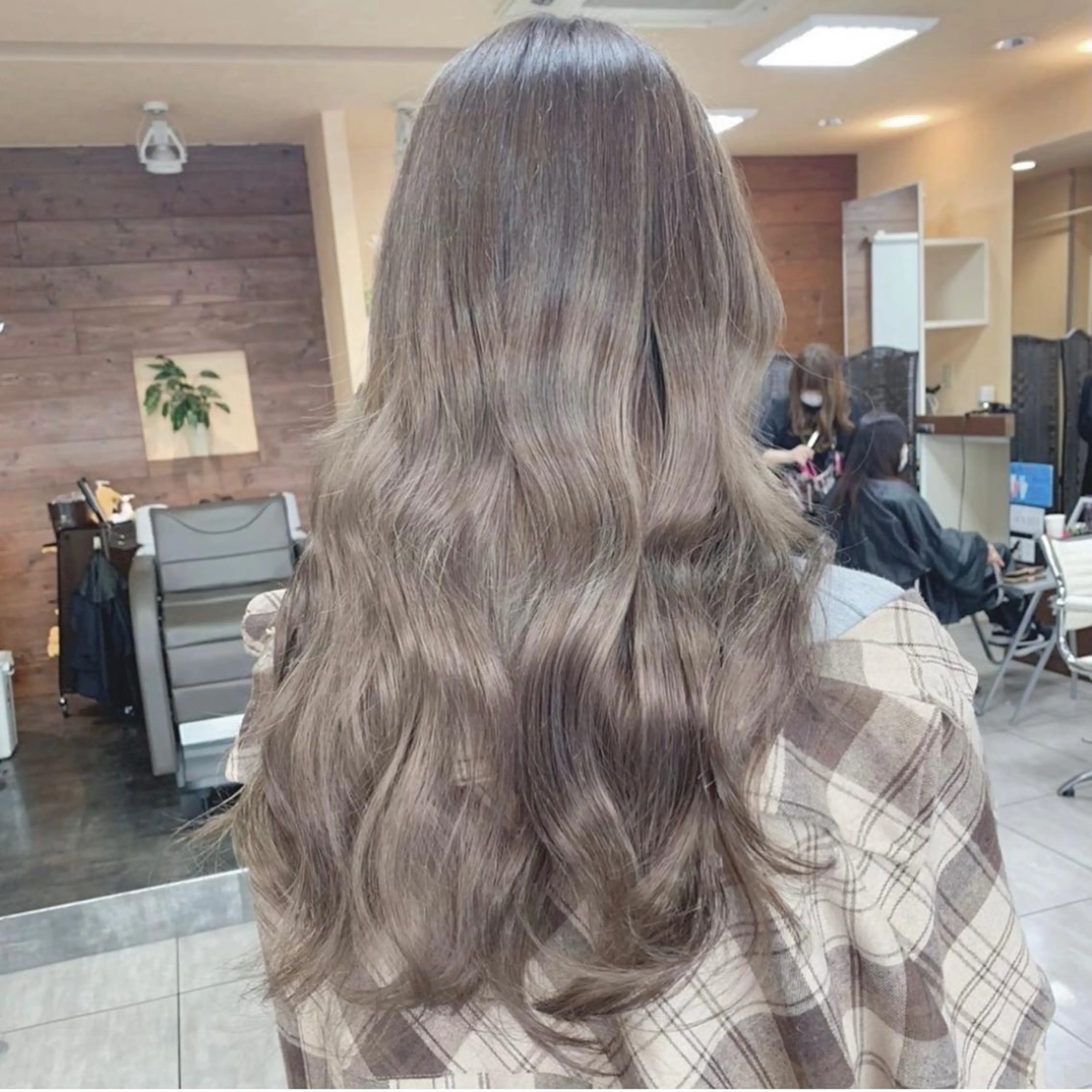 ロング カット ヘアカラー トリートメント 🫧艶髪カラー🫧 森本くるみのヘアスタイル