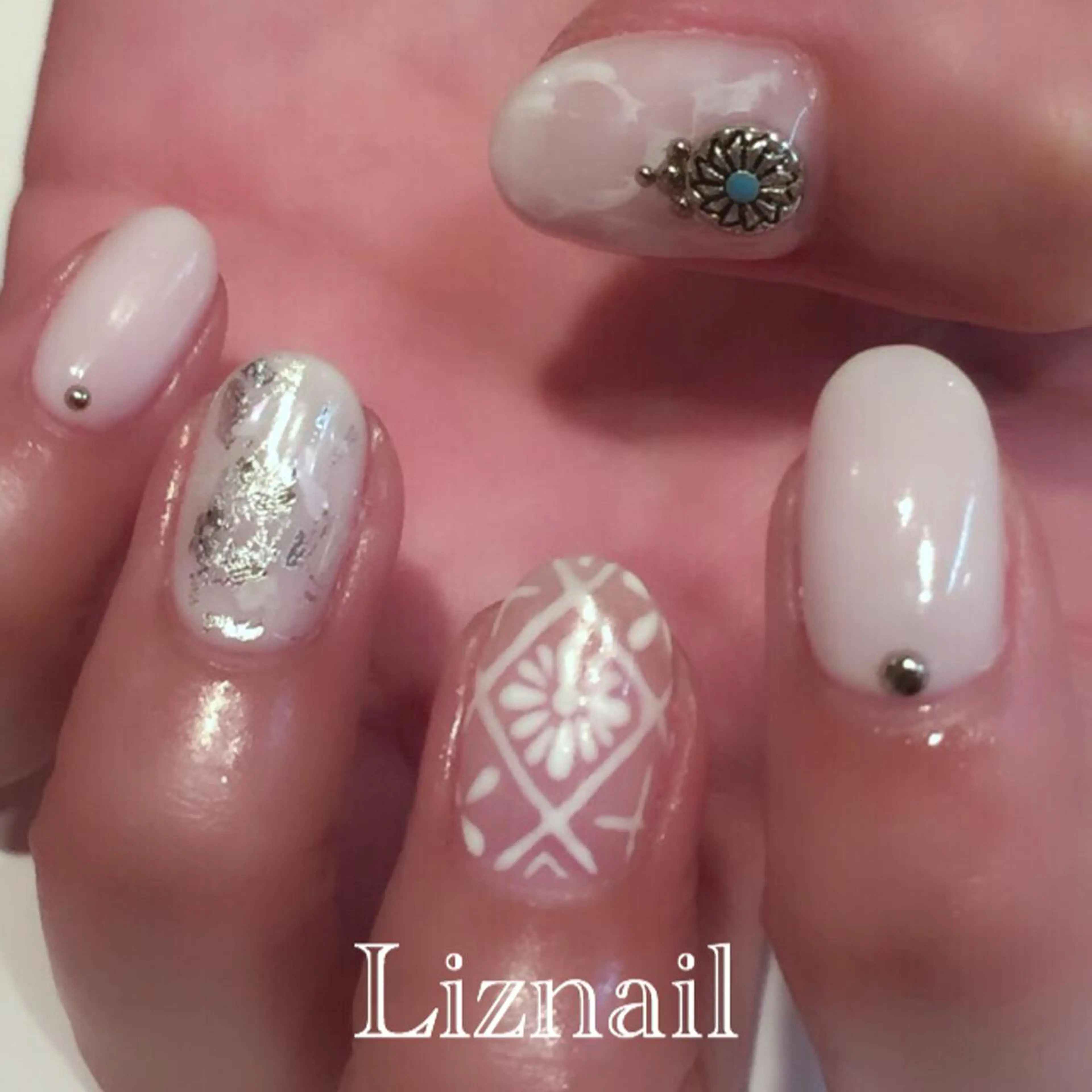 ネイル Rawr / saoriのネイルデザイン