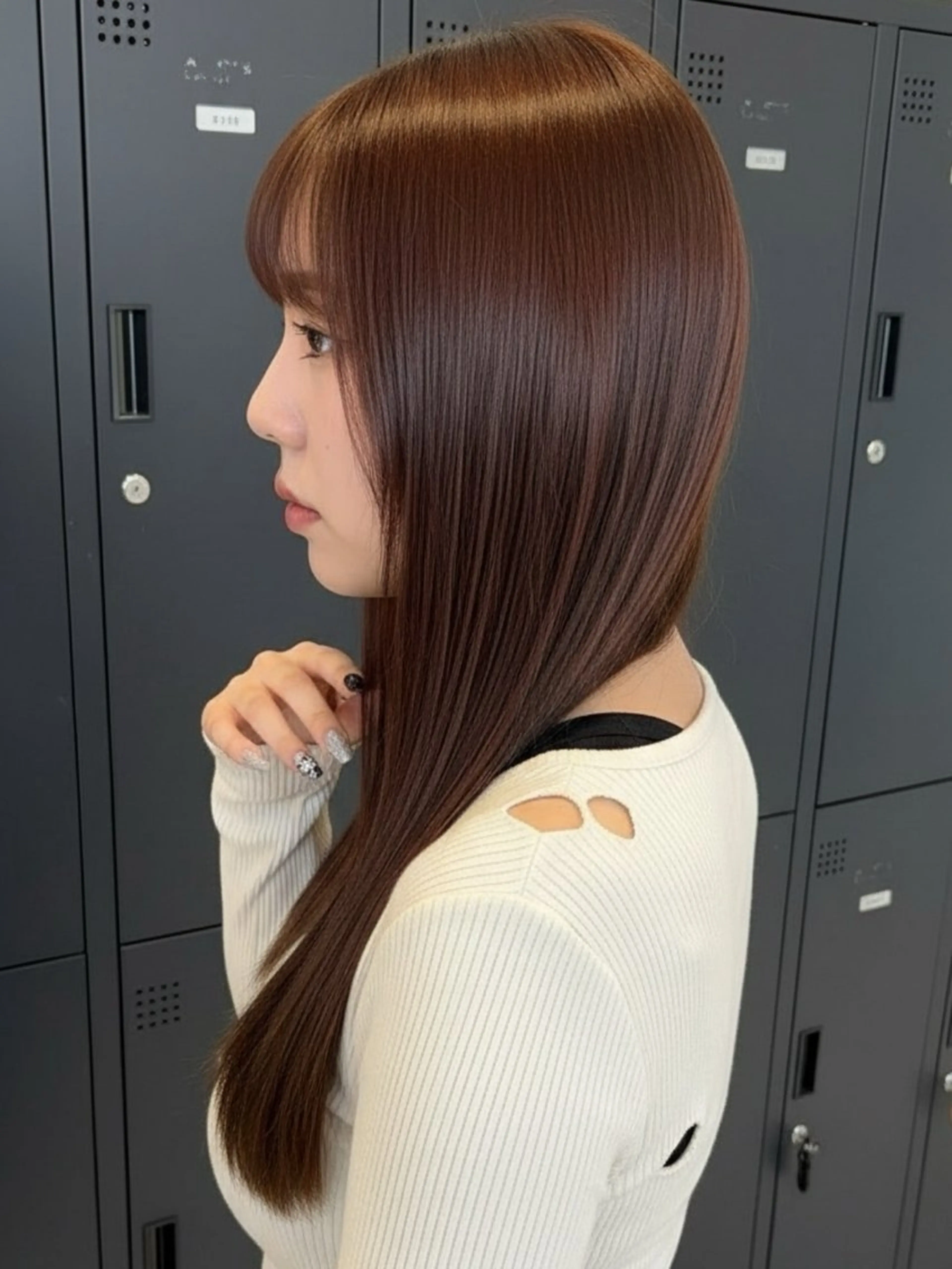 【学割U24】骨格矯正似合わせカット＋艶カラー【ミニモ学割】の写真