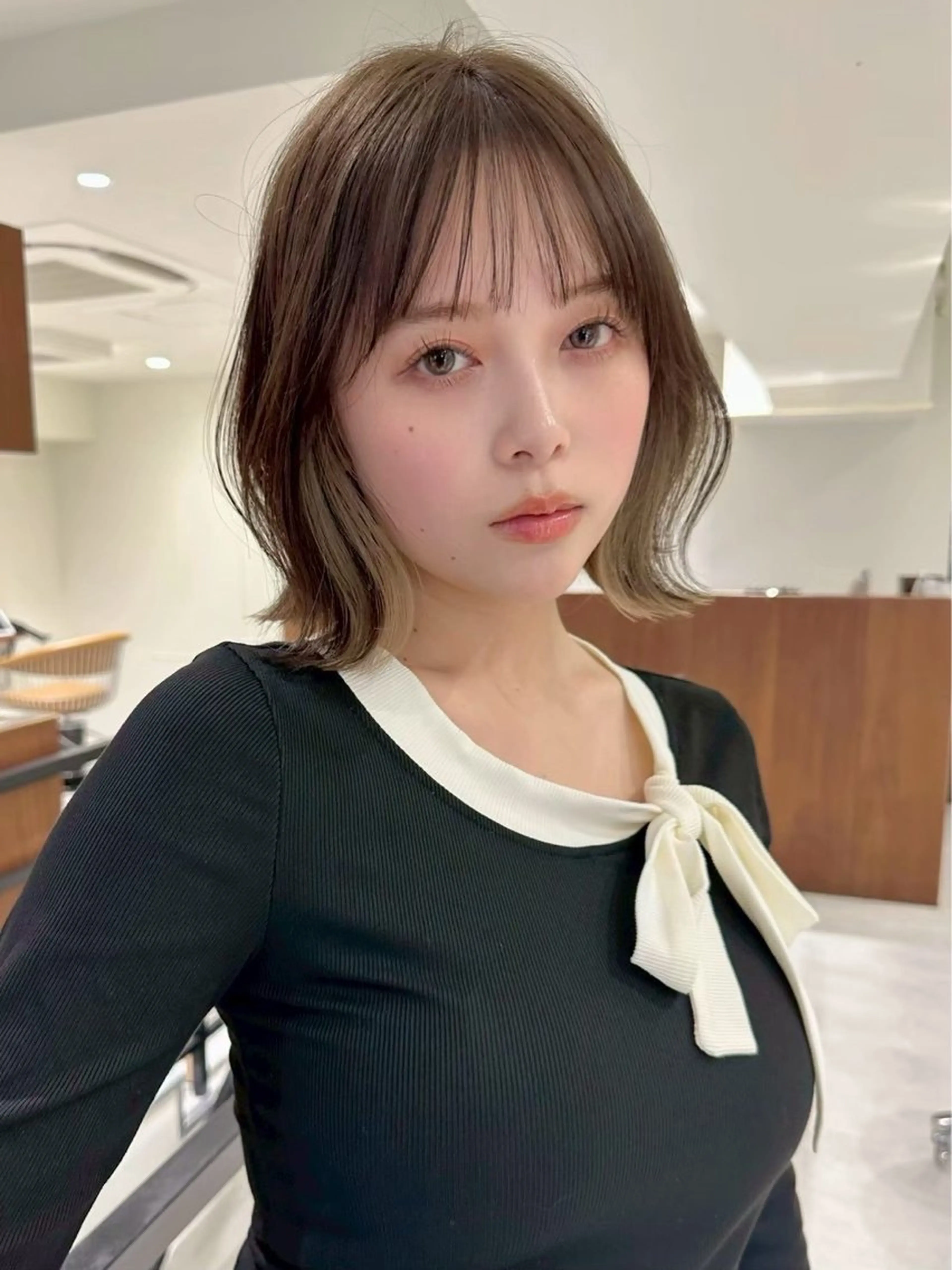 ミディアム ヘアカラー 🎀 透明感カラー / 錦糸町のヘアスタイル