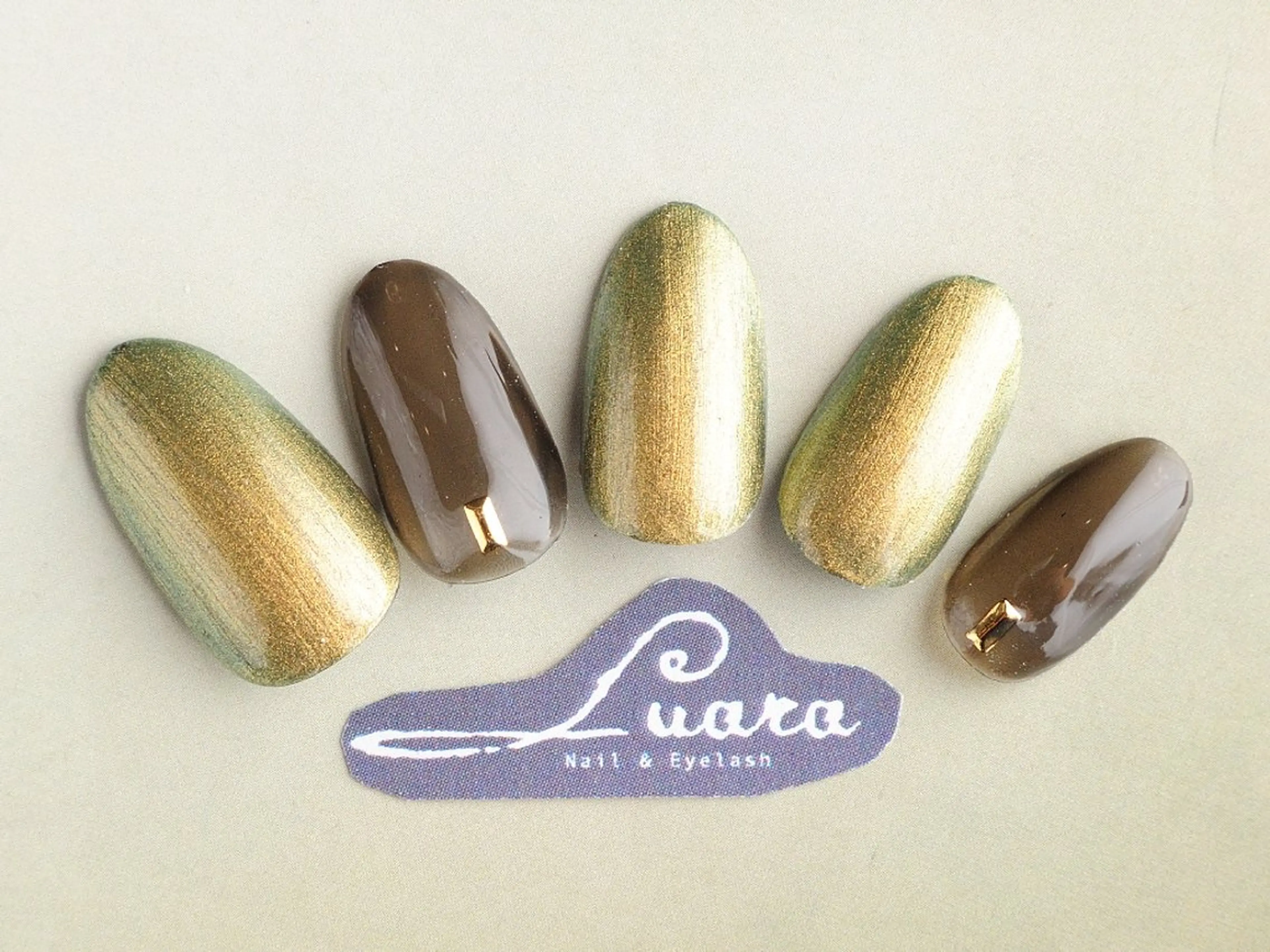 ネイル ハンドネイル Luara ルアラのネイルデザイン