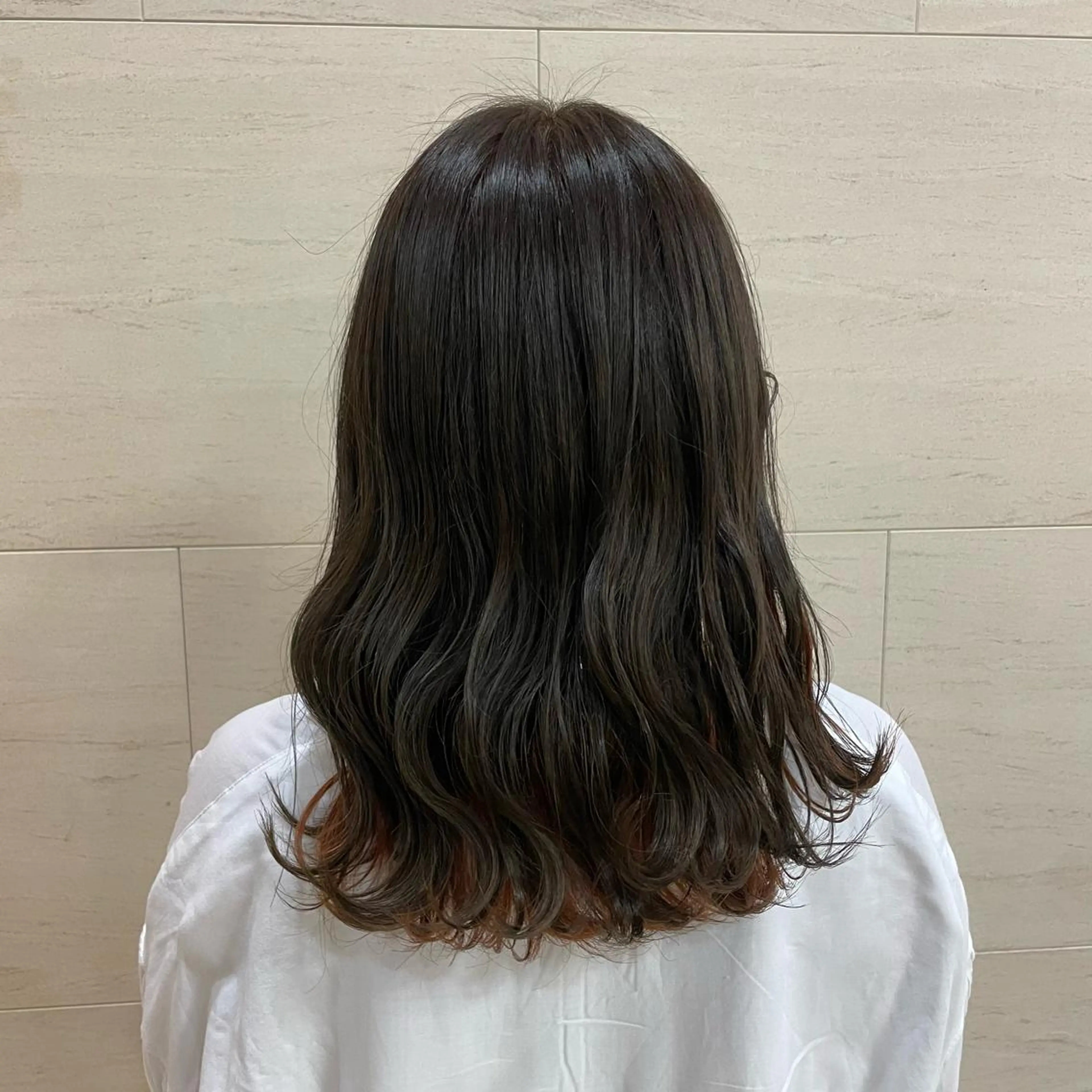 ミディアム ハイトーン/暖色/ 眉/メイク/Rinaのヘアスタイル