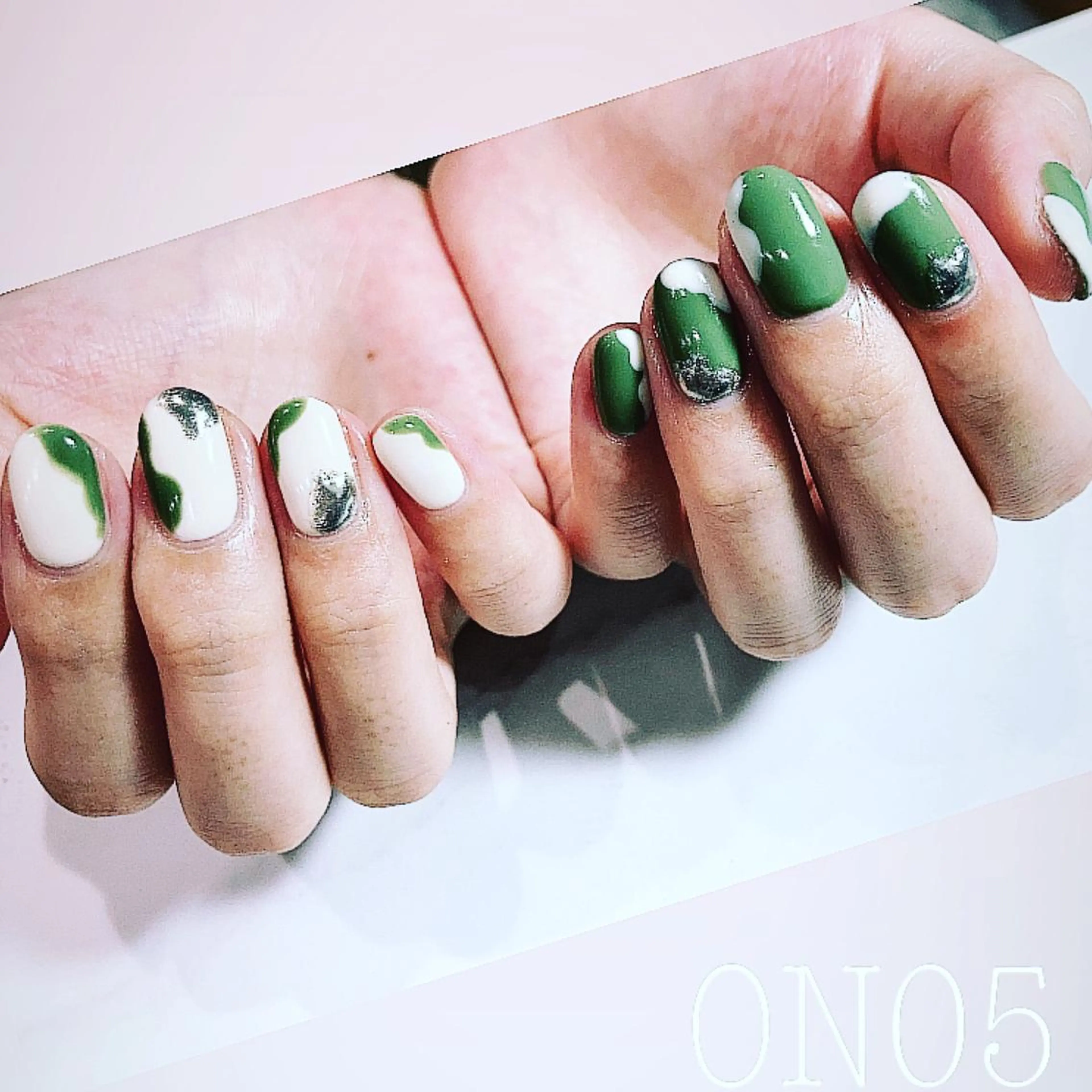 ネイル 園 寛子 （ネイリスト）のネイルデザイン