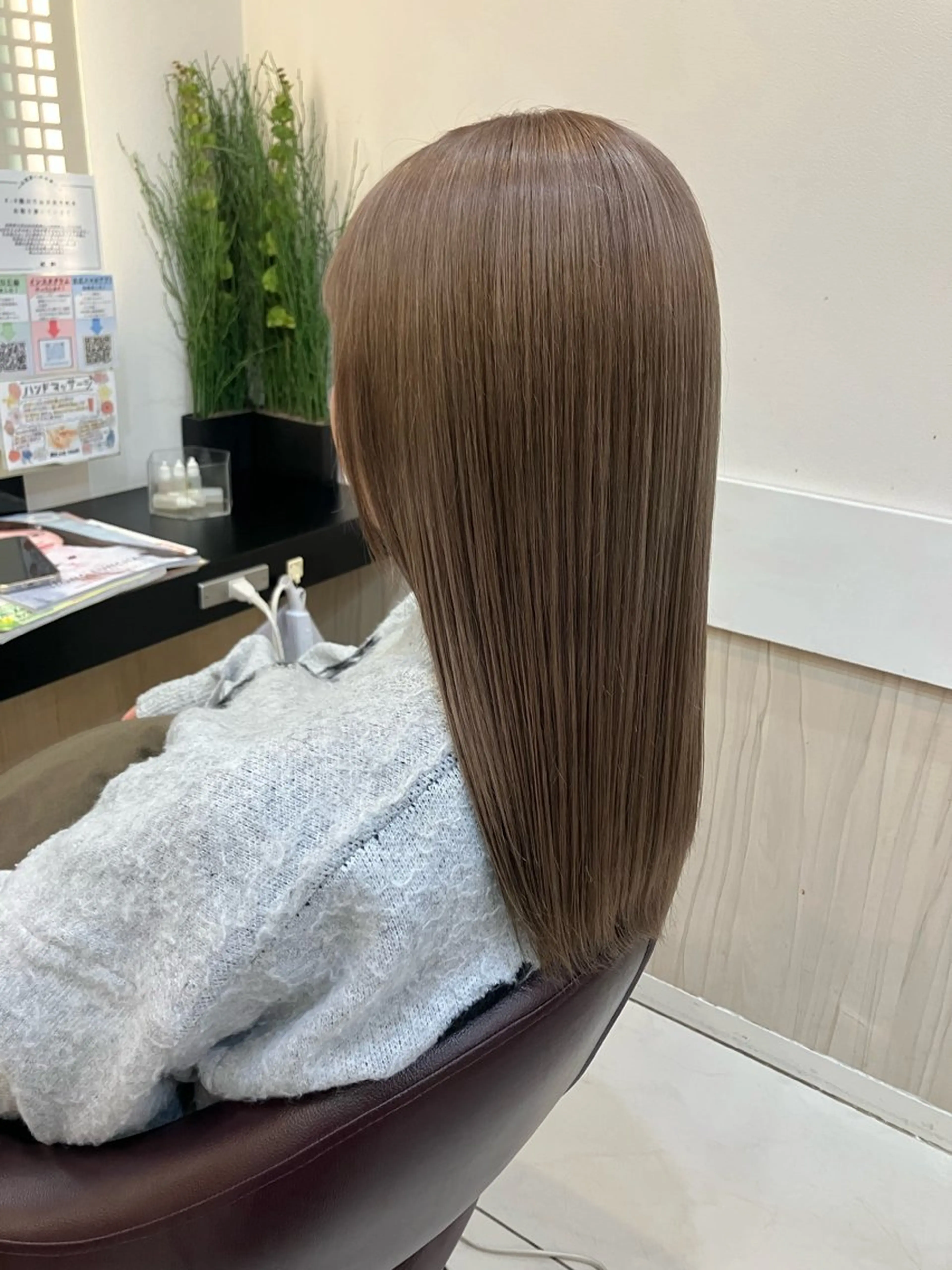 ミディアム ヘアカラー yukari 艶髪ヘアのヘアスタイル