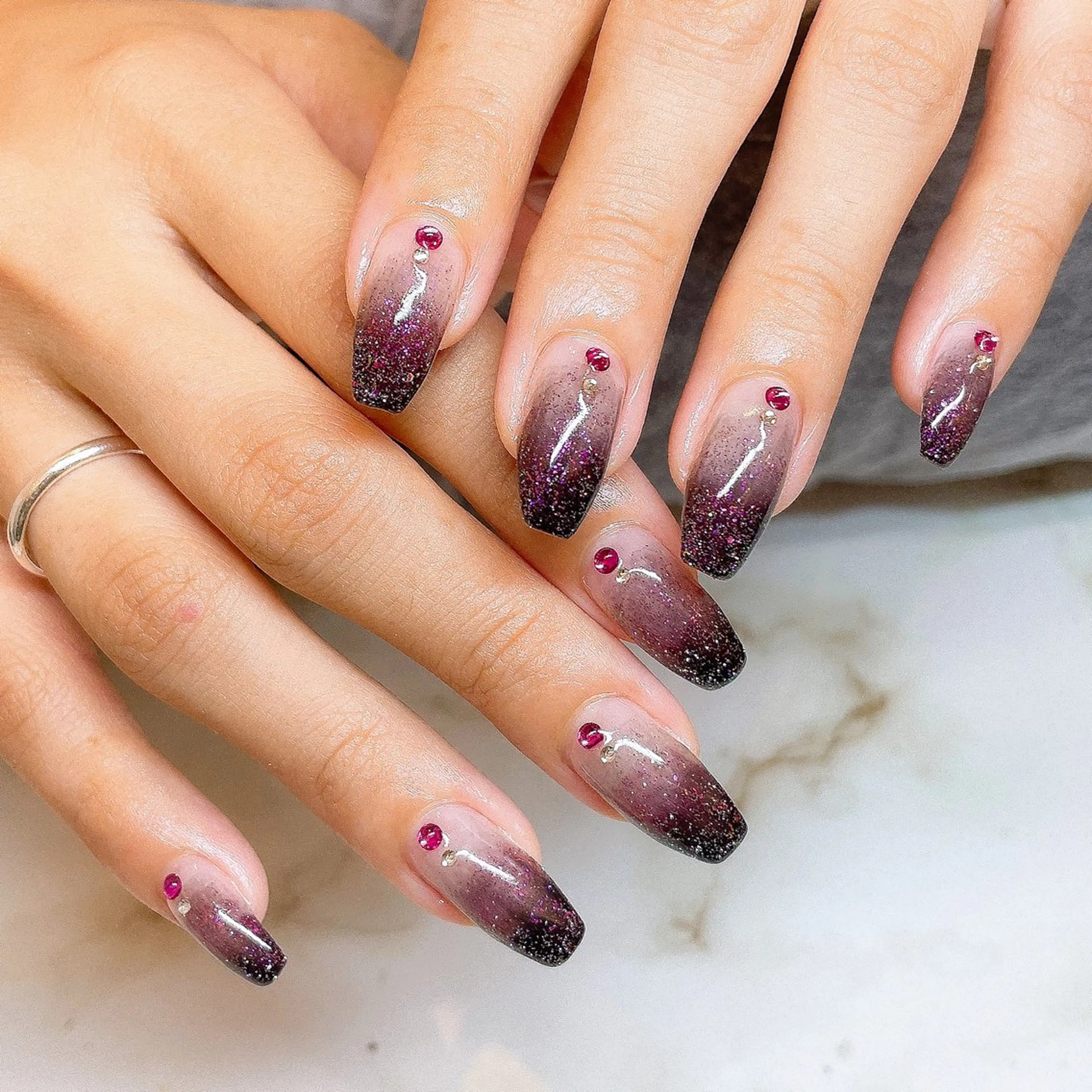 ネイル ハンドネイル beauty salon100＋所属・100＋ Yuuのネイルデザイン