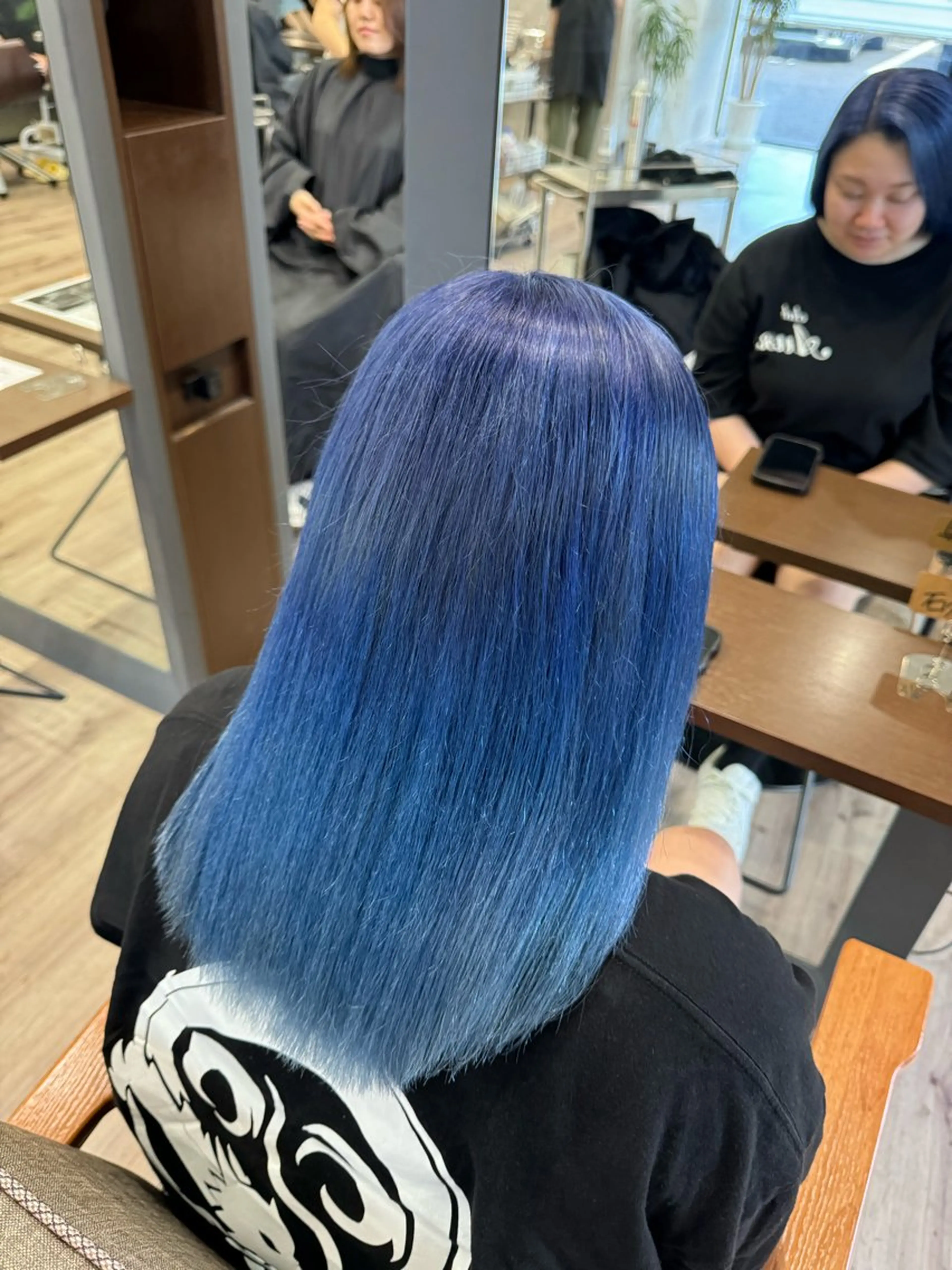 カラー ヘアカラー 小川 愛遥のヘアスタイル