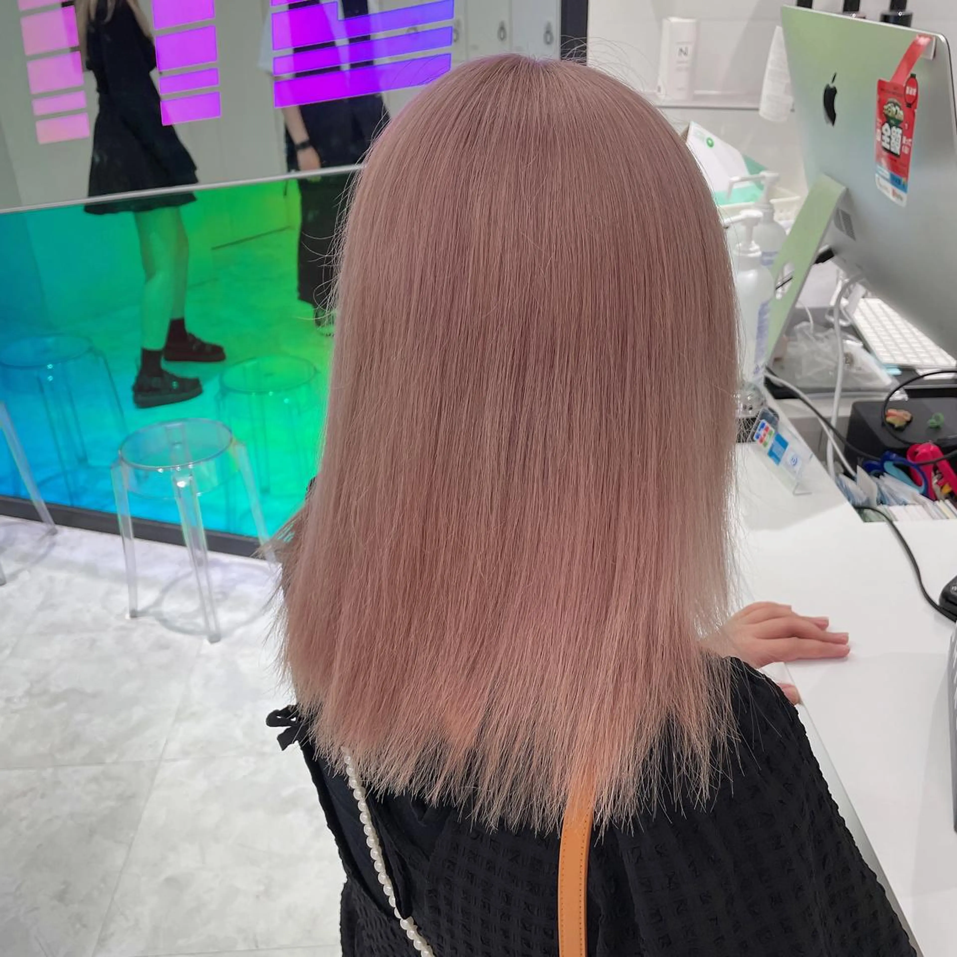 ミディアム カラー ヘアカラー 💗🤍透明感カラー 🤍💗kanonのヘアスタイル
