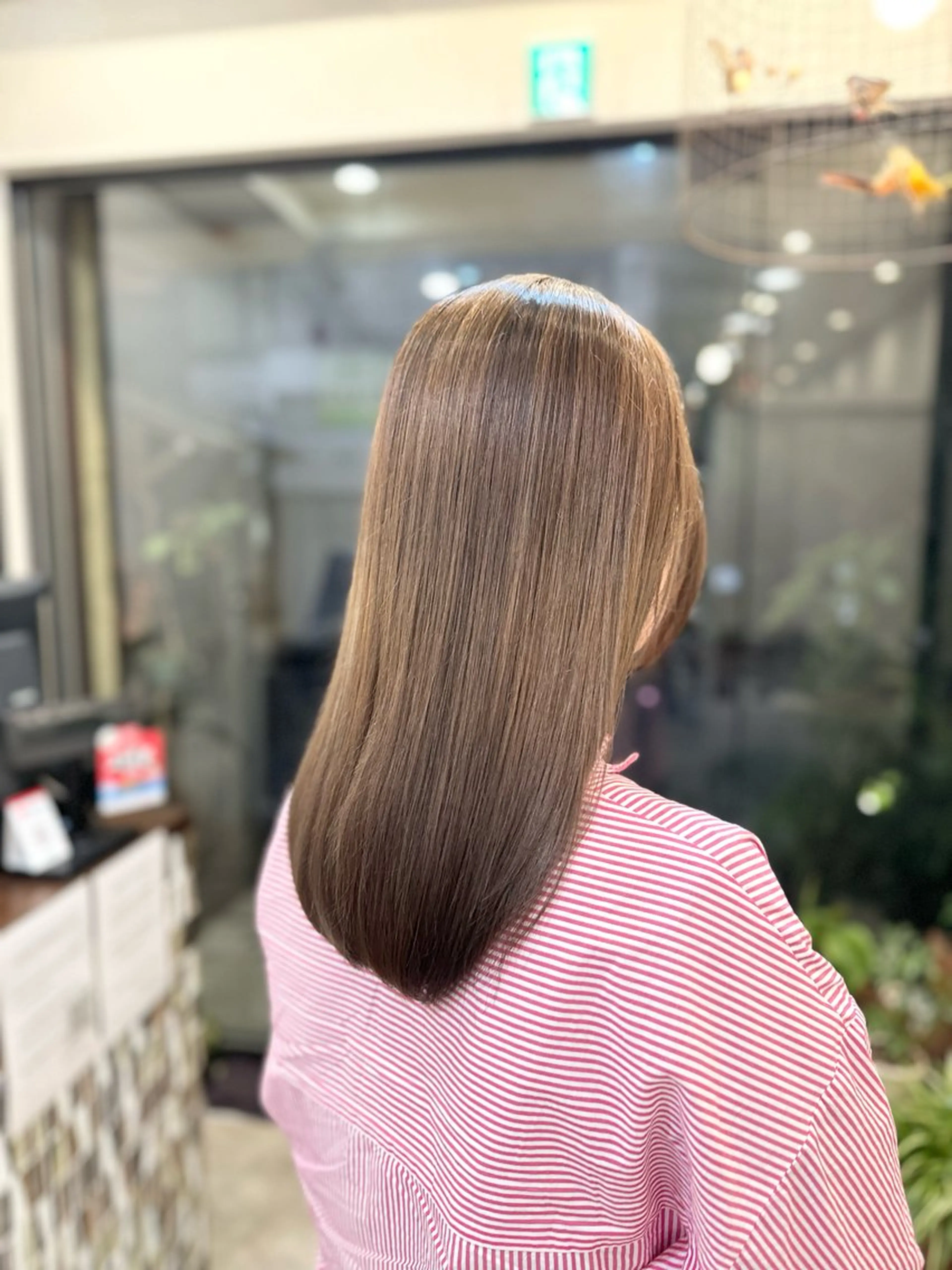 セミロング カラー ヘアカラー トリートメント 村上 滉弥のヘアスタイル