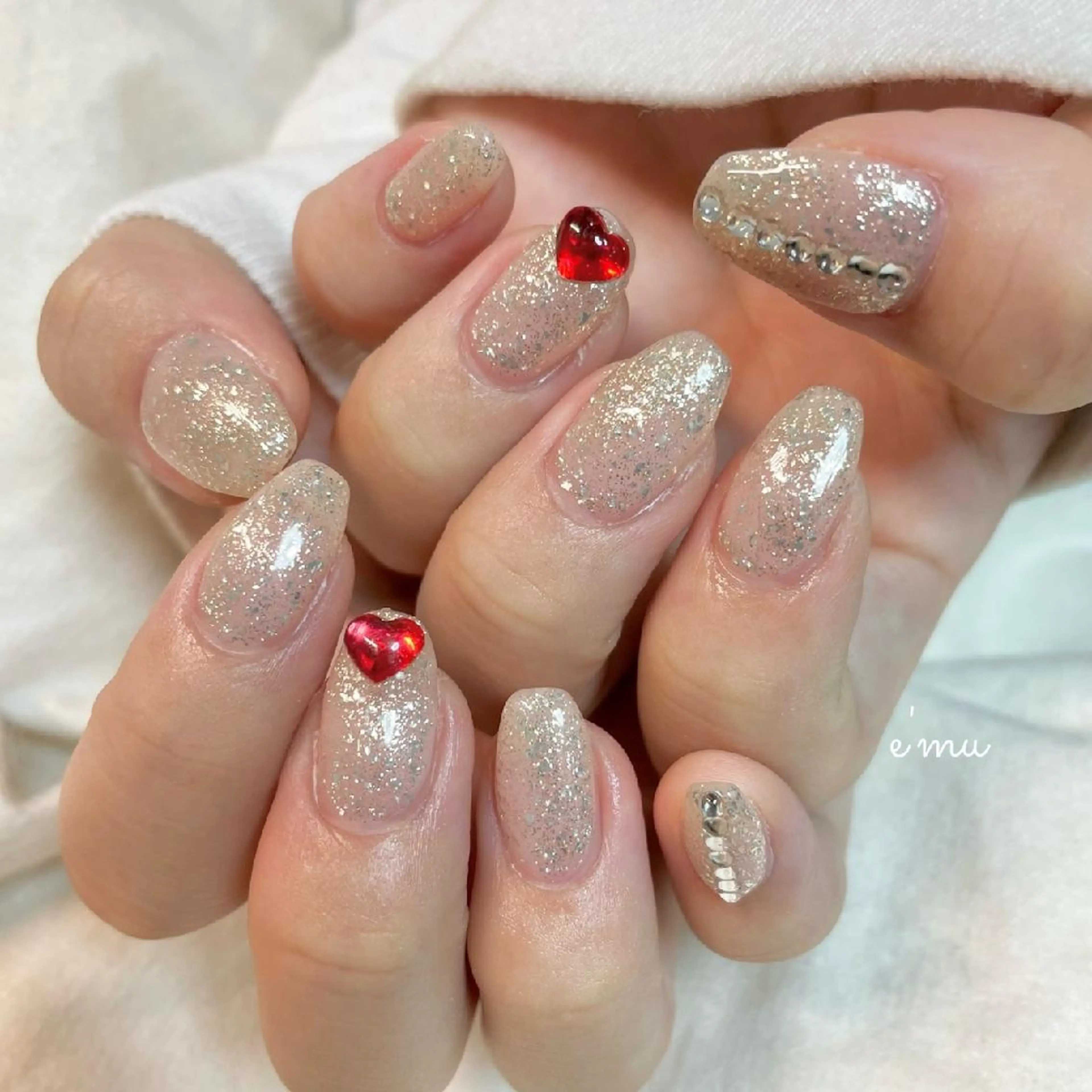 ネイル ハート キラキラネイル 韓国ネイル ハンドネイル nail salon e'mu💐のネイルデザイン