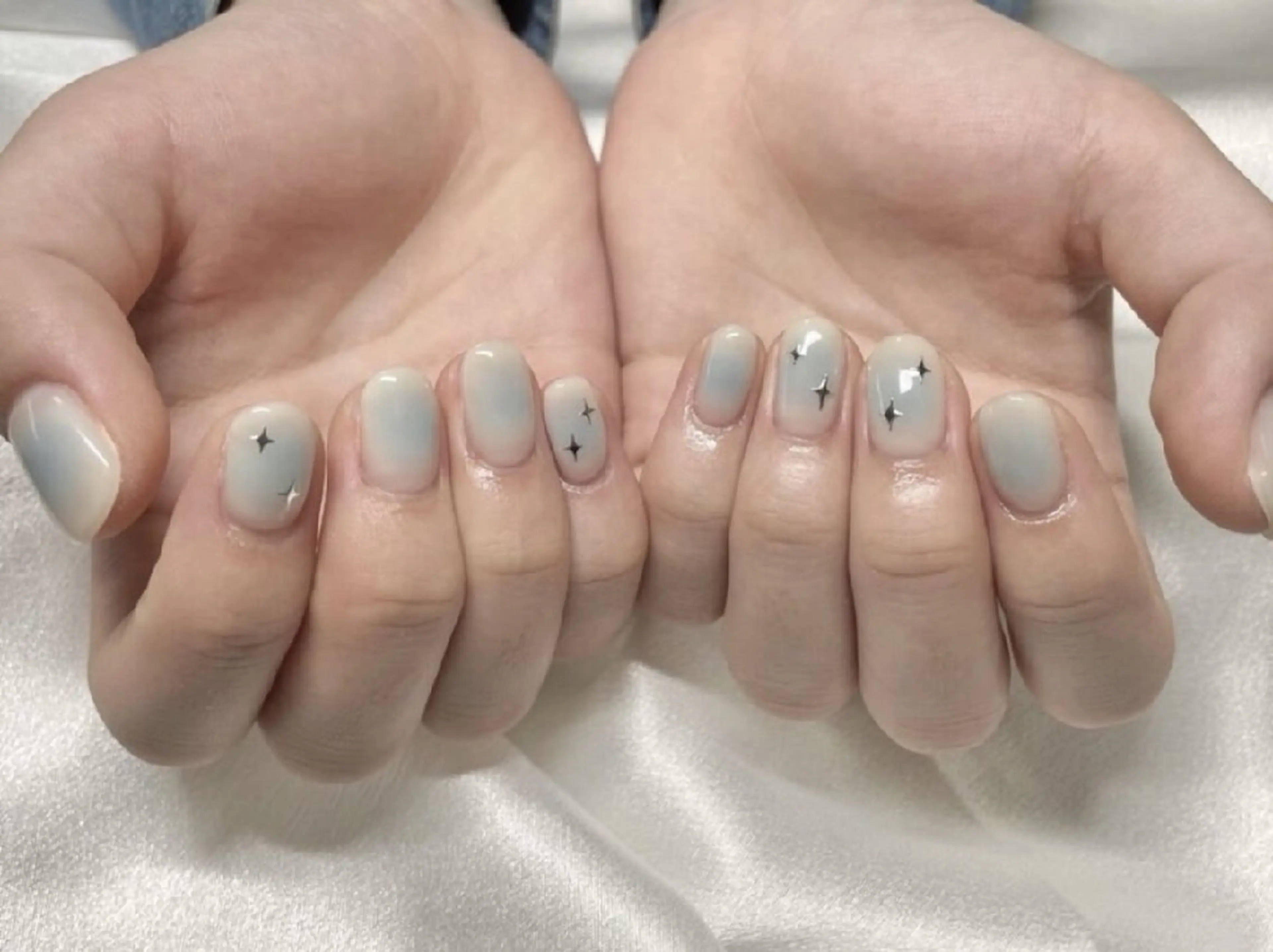 ネイル キラキラネイル 韓国ネイル オフィスネイル シンプルネイル ワンホンネイル ハンドネイル Nailsalon Merci東中野のネイルデザイン