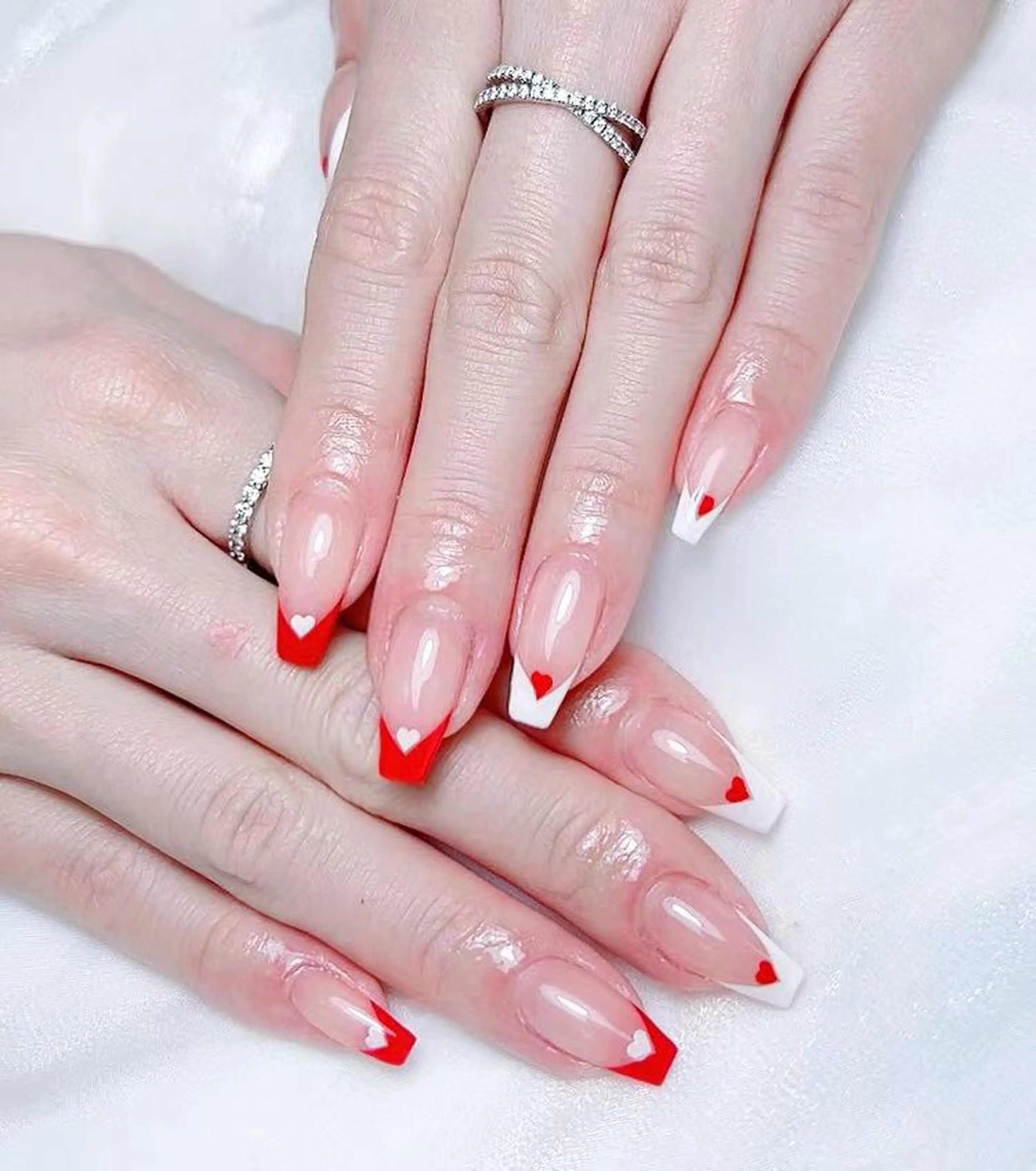 ネイル 🎀M nails✨ ビューティーのネイルデザイン