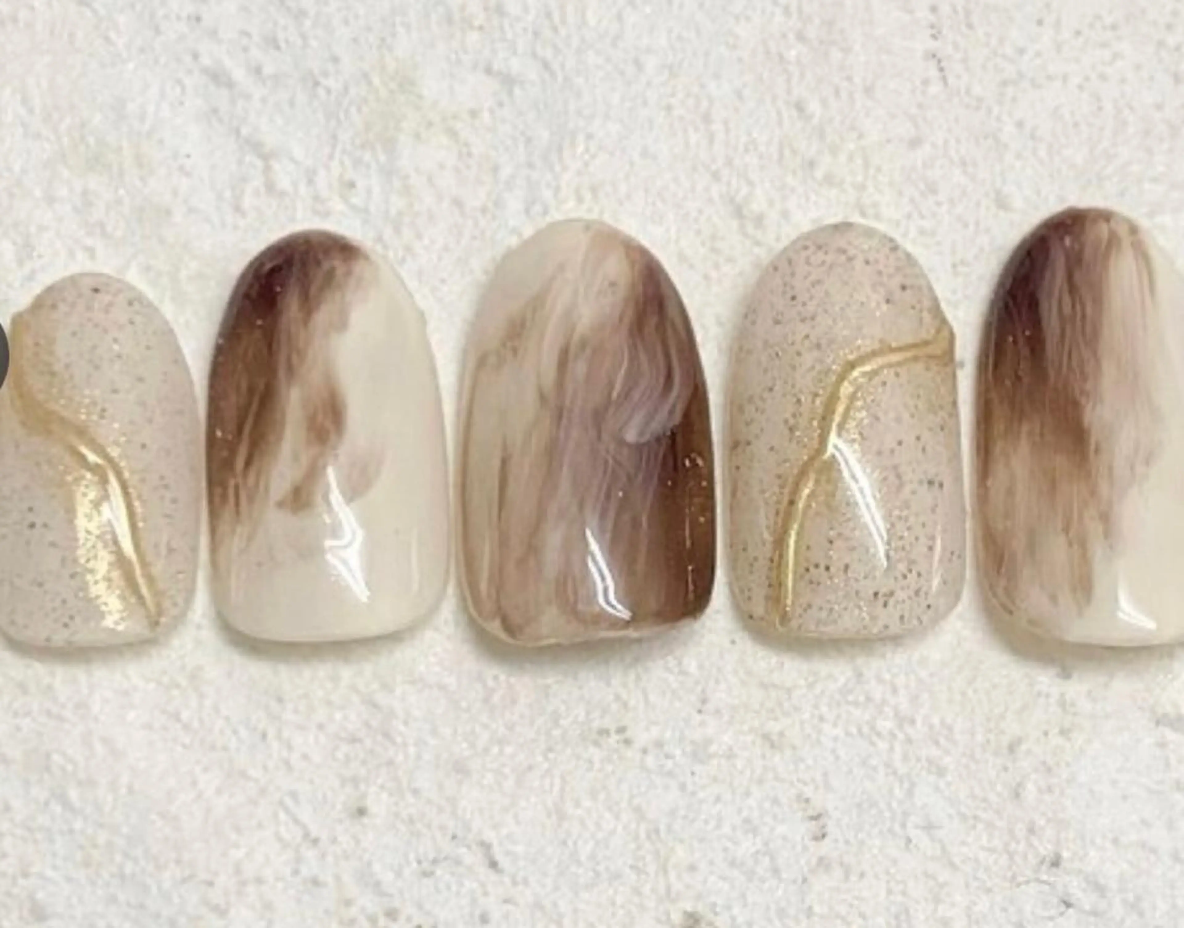 ネイル アイブロウ Moana Nail 長さだし専門店のネイルデザイン