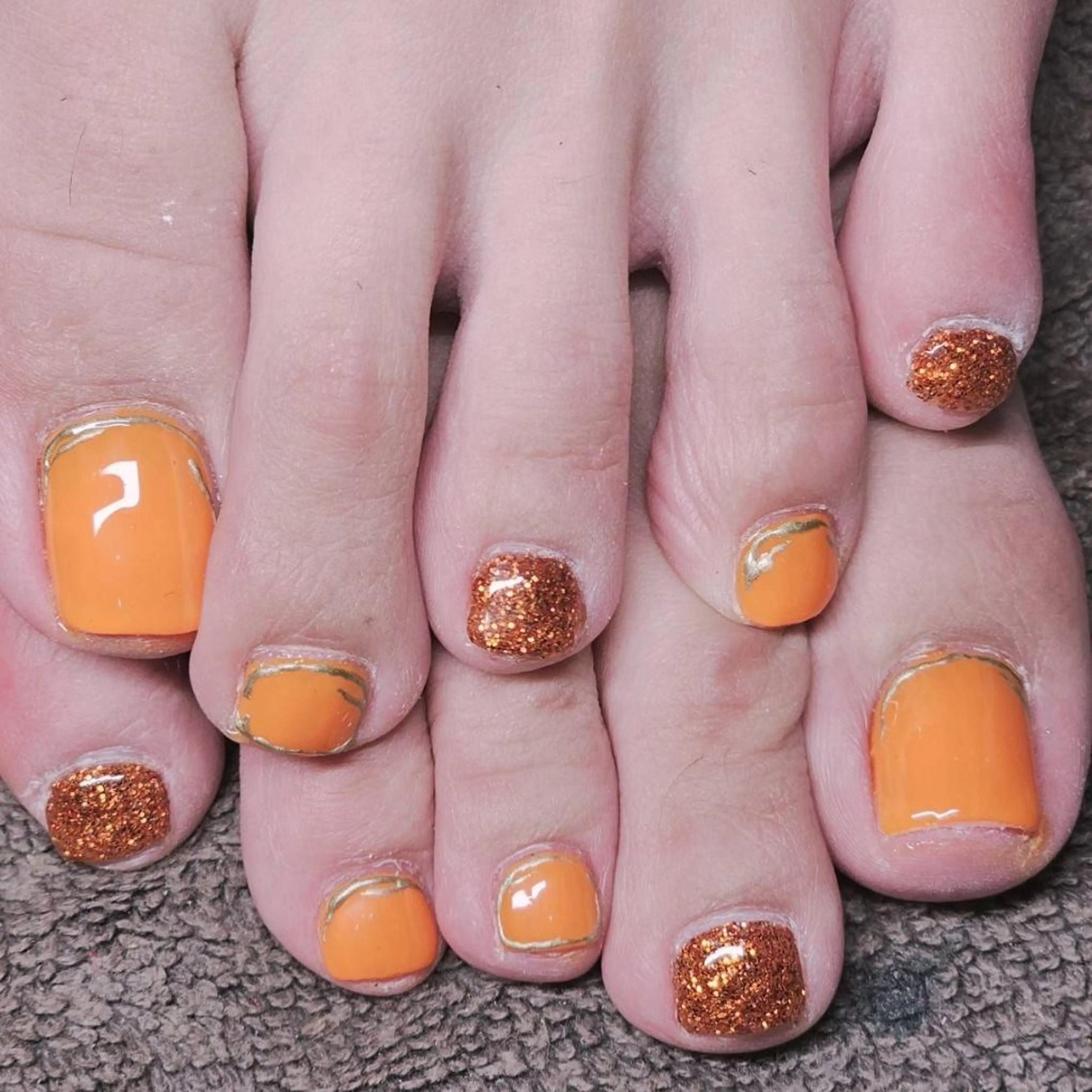 ネイル アートネイル ブラウン ゴールド ハロウィン ラメ(グリッター) ハンドネイル よしだ ひろきのネイルデザイン