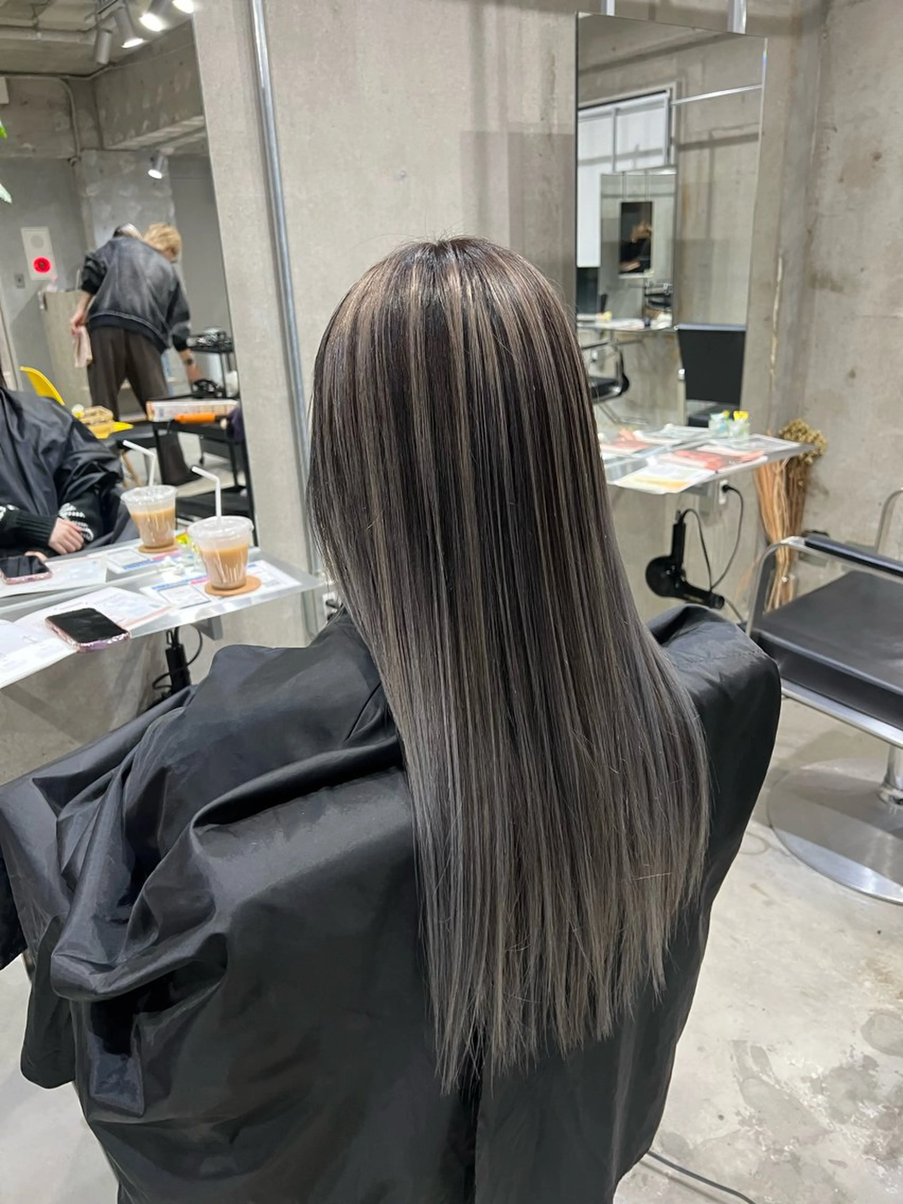 カラー バレイヤージュ ヘアカラー LUCK 船橋のヘアスタイル
