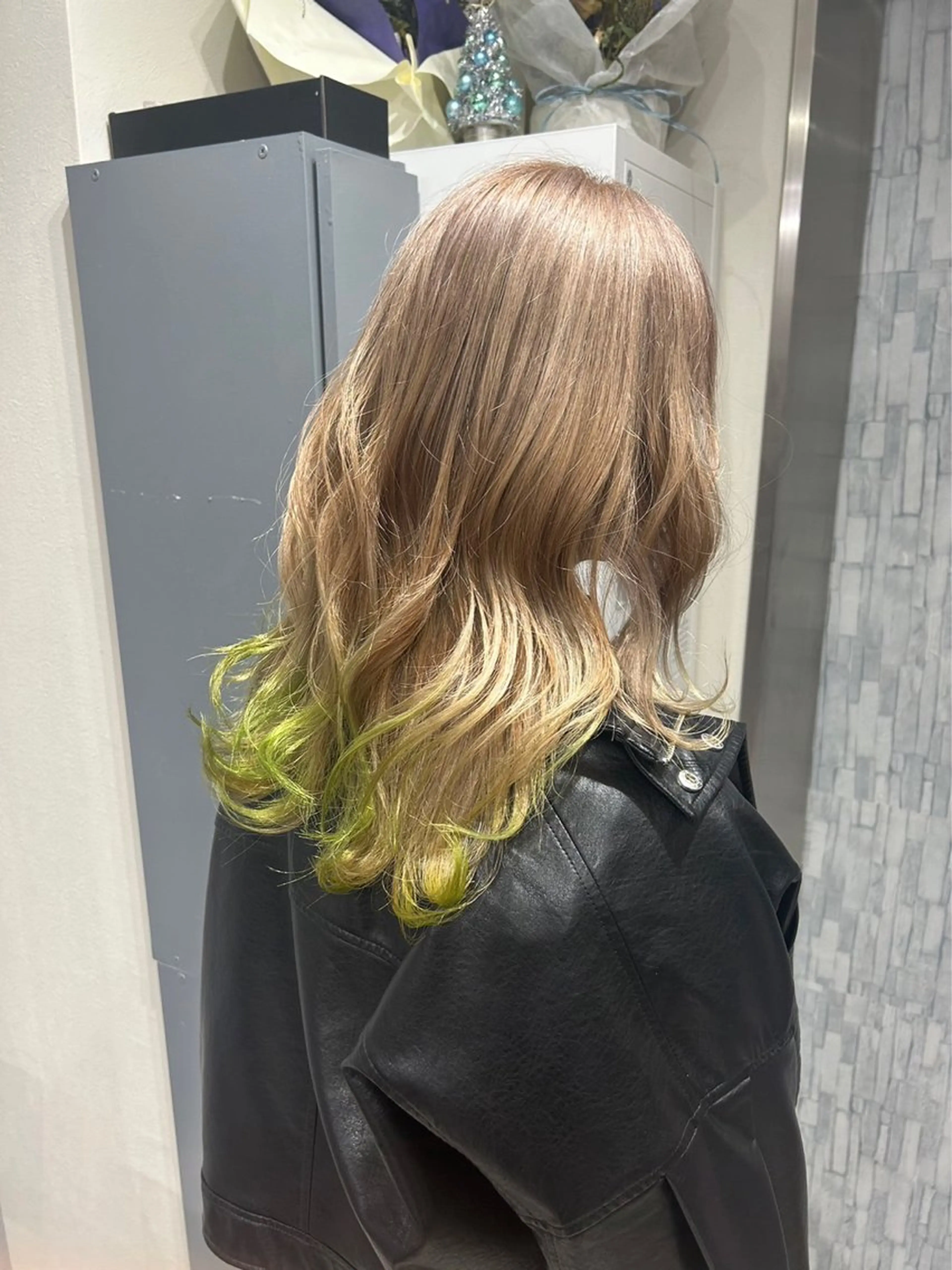 ロング 池袋/ダブルカラー GLADGE🩵のヘアスタイル