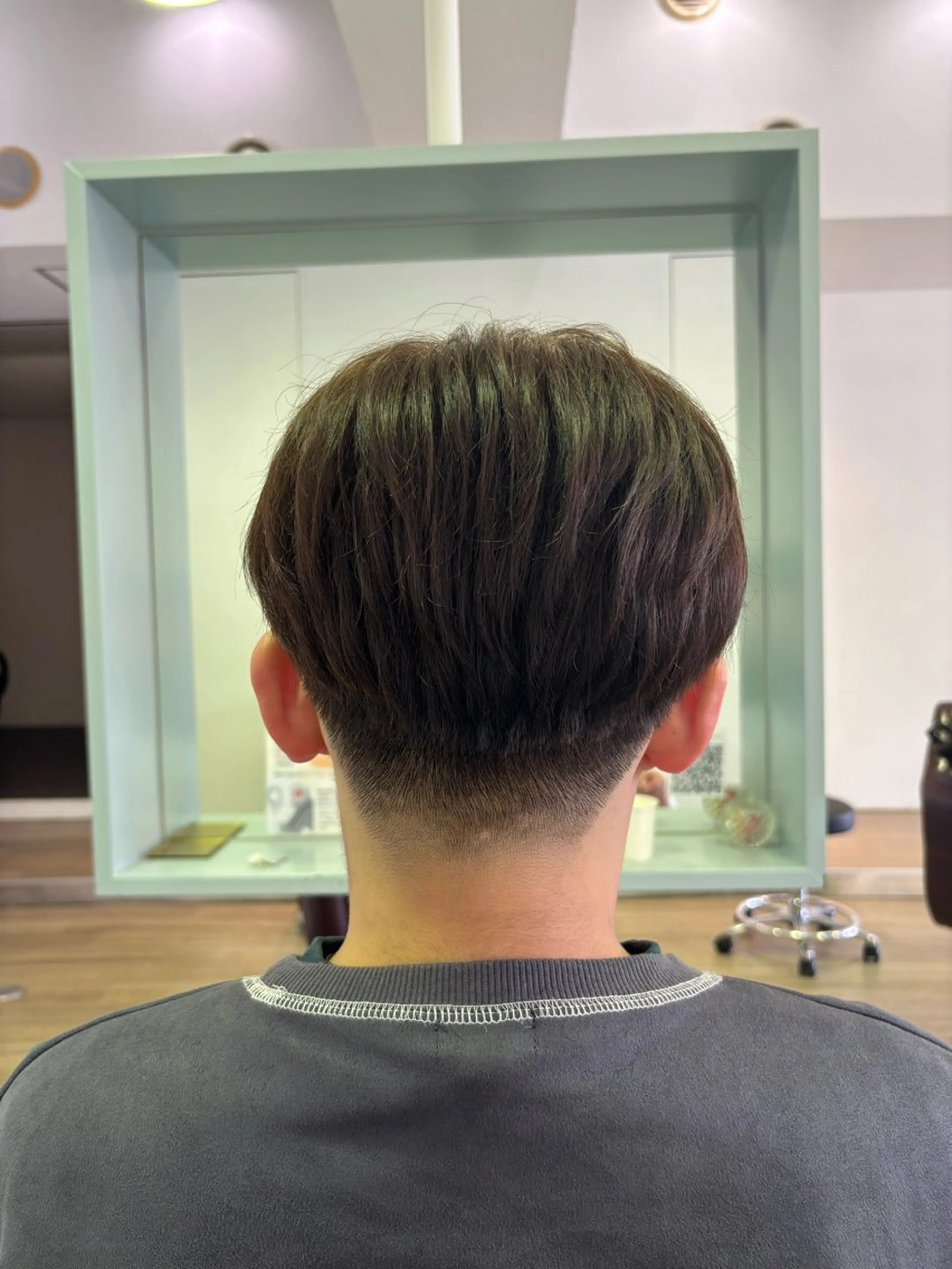 メンズ 刈り上げ 岡本 紗依のヘアスタイル