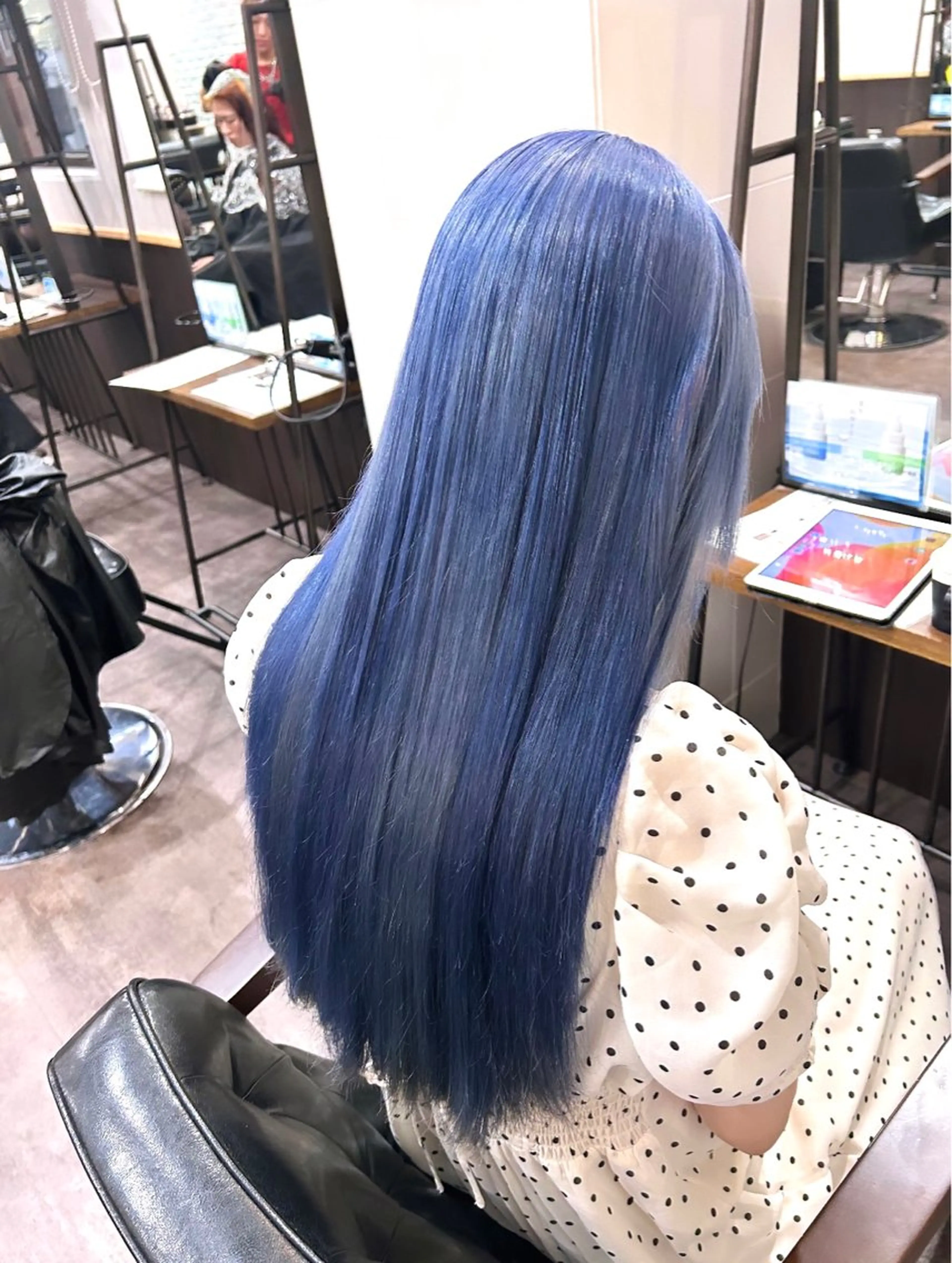 ロング カラー ヘアカラー 🦄🩵YUNA 🩵🦄のヘアスタイル