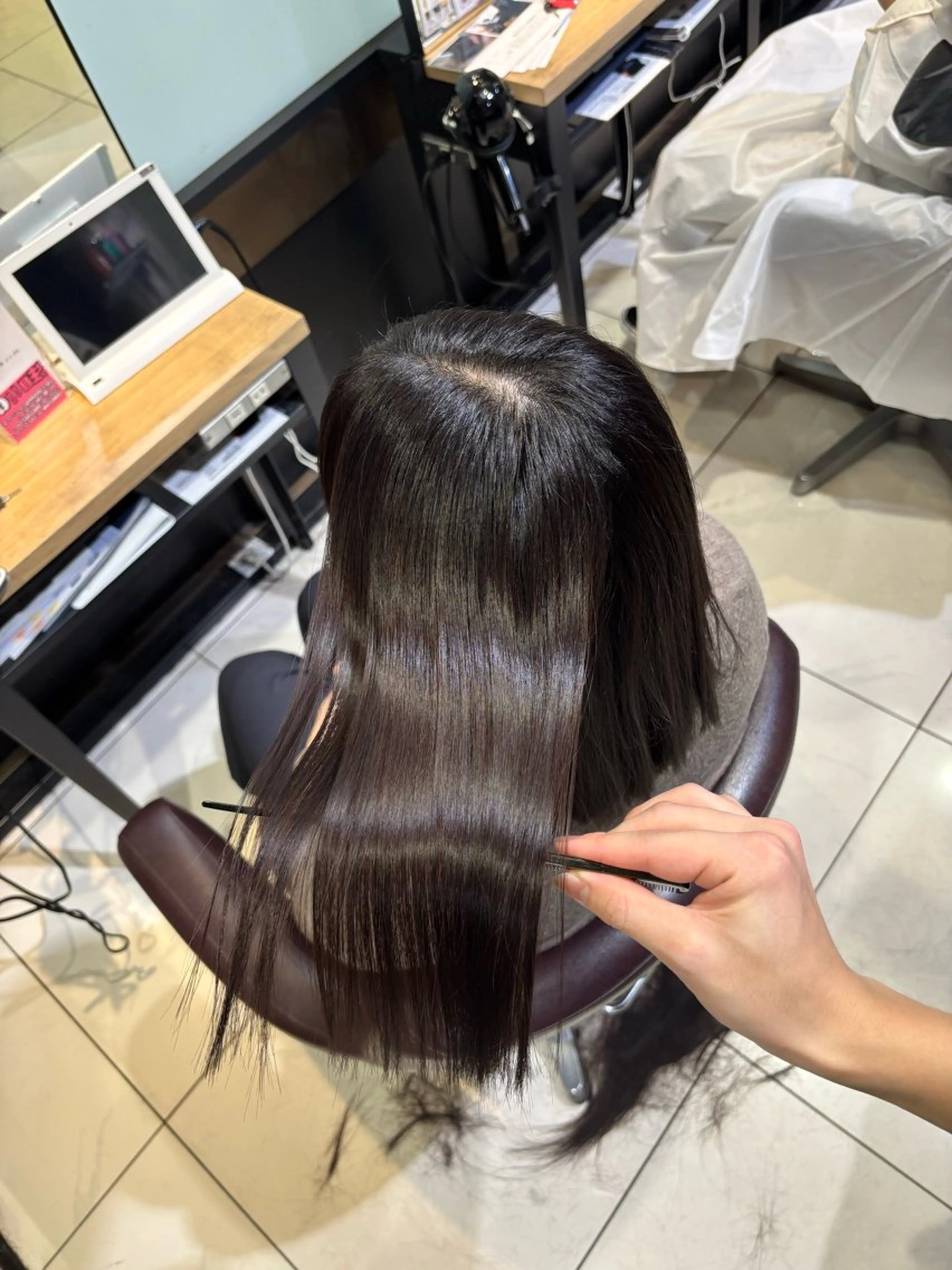 ロング カラー カット ヘアカラー 縮毛矯正 トリートメント 🦋レイヤー✖︎ 髪質改善🦋リョウヤのヘアスタイル