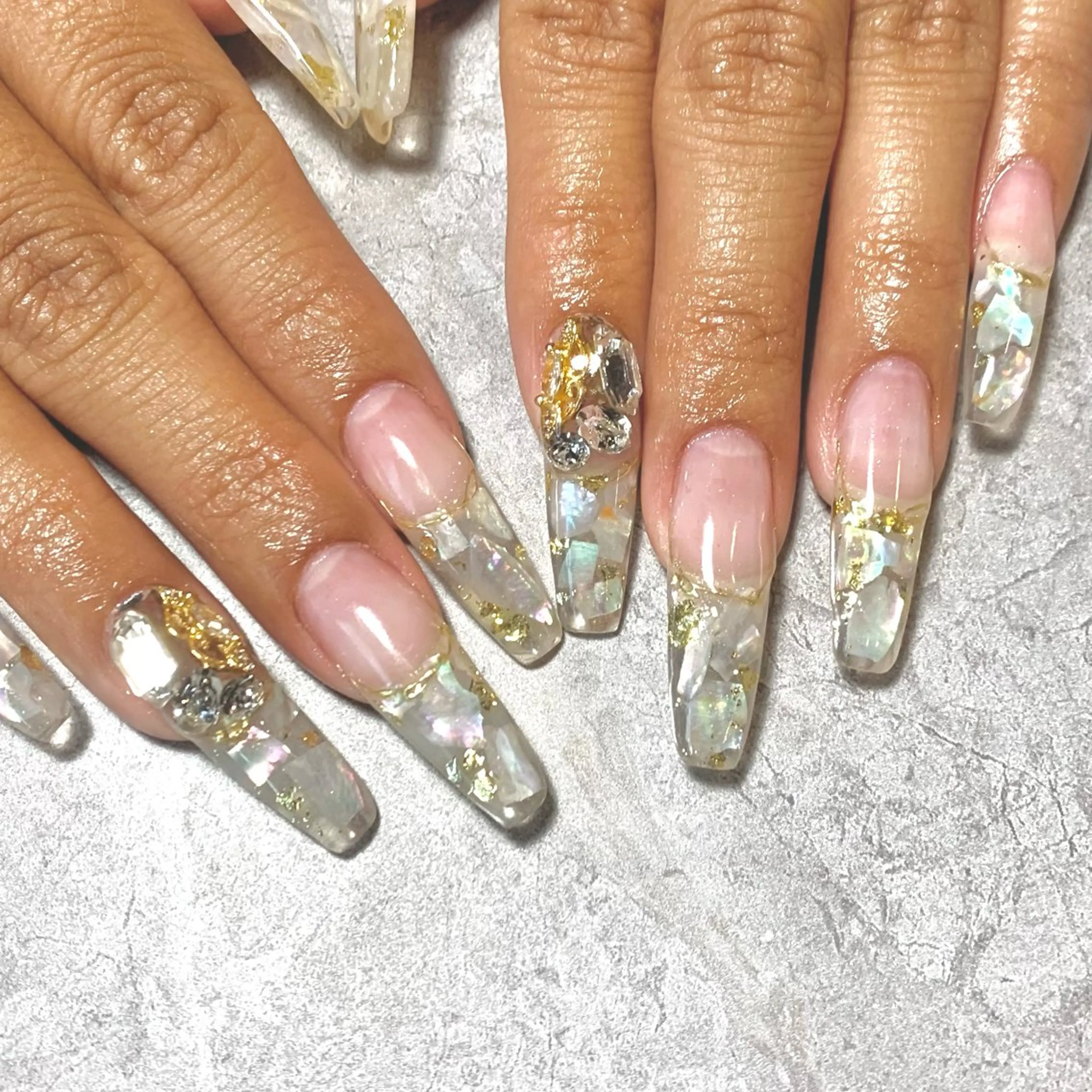 ネイル フレンチネイル キラキラネイル 夏ネイル ハンドネイル Nail Salon Lillion【リリオン】所属・lillion karenのネイルデザイン