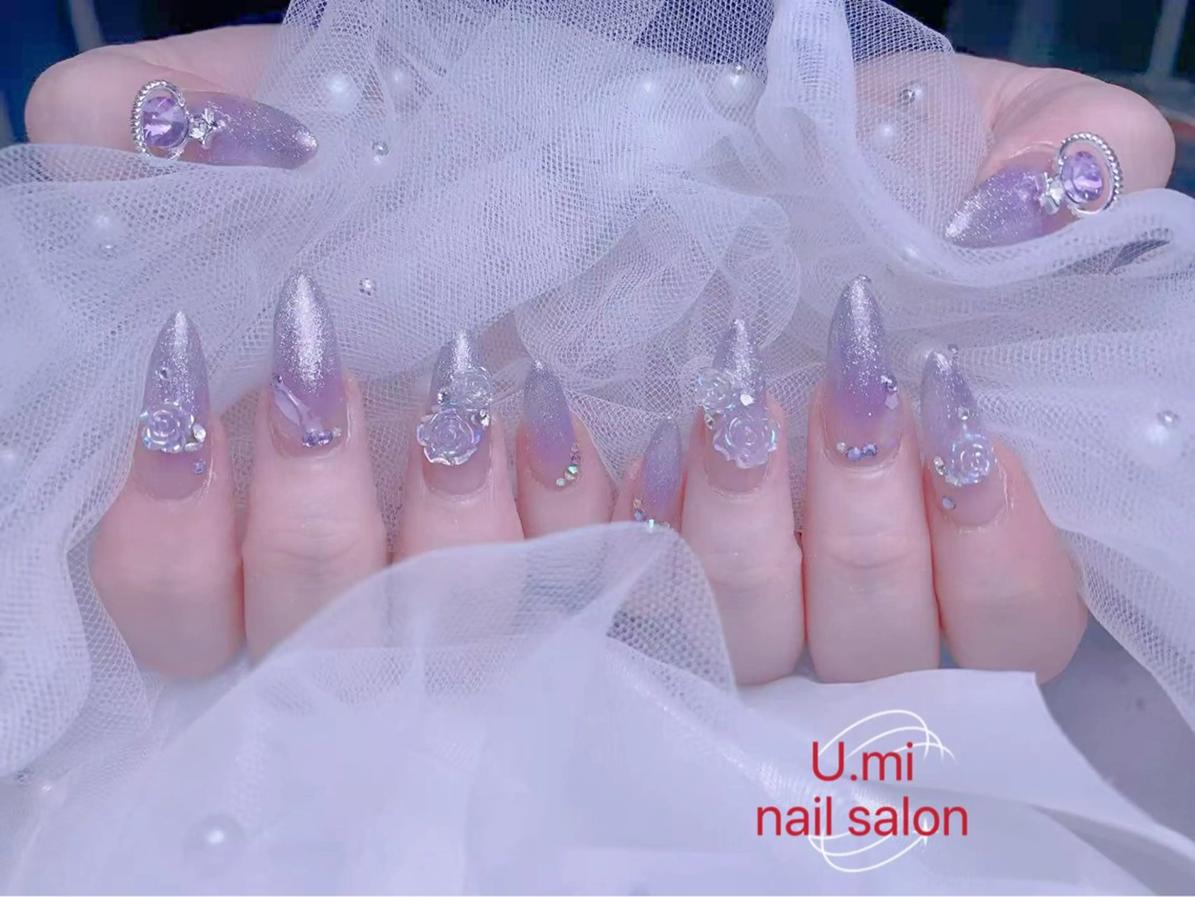 ネイル UMI ネイルサロン新宿のネイルデザイン