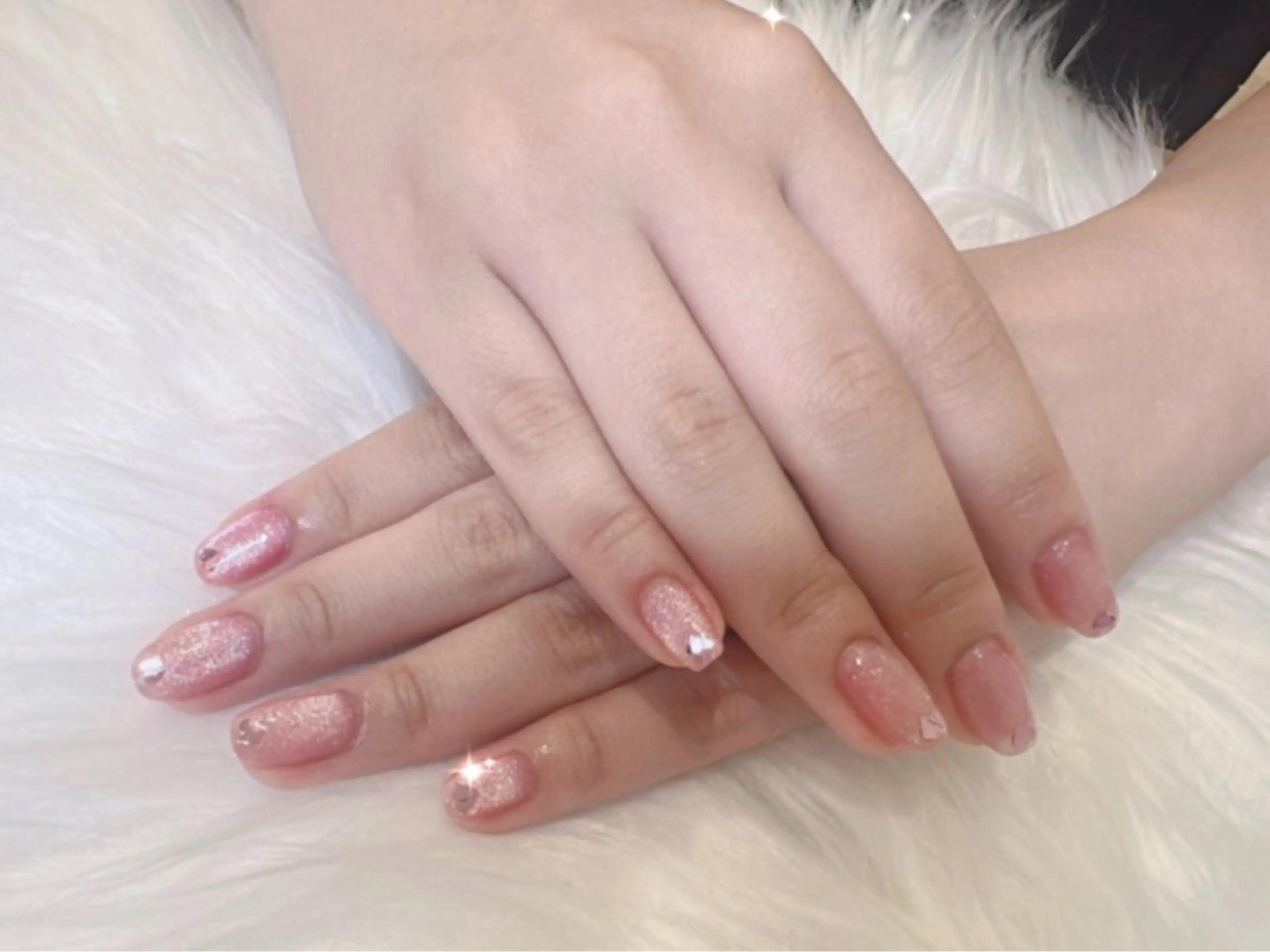 ネイル ハート マグネットネイル ピンク ハンドネイル 若狭 早希のネイルデザイン