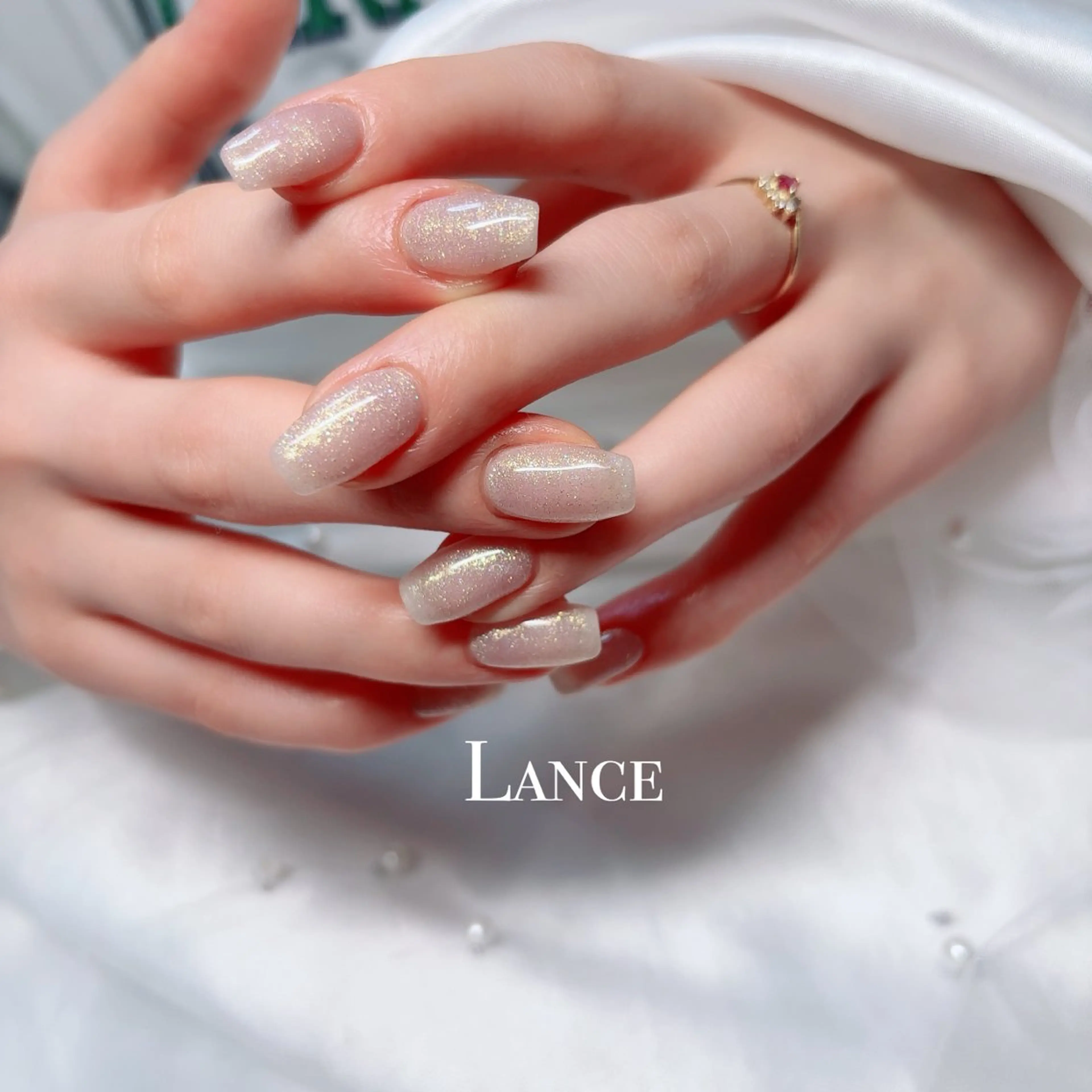 ネイル キラキラネイル 韓国ネイル 春ネイル ワンホンネイル 冬ネイル Lance nailのネイルデザイン