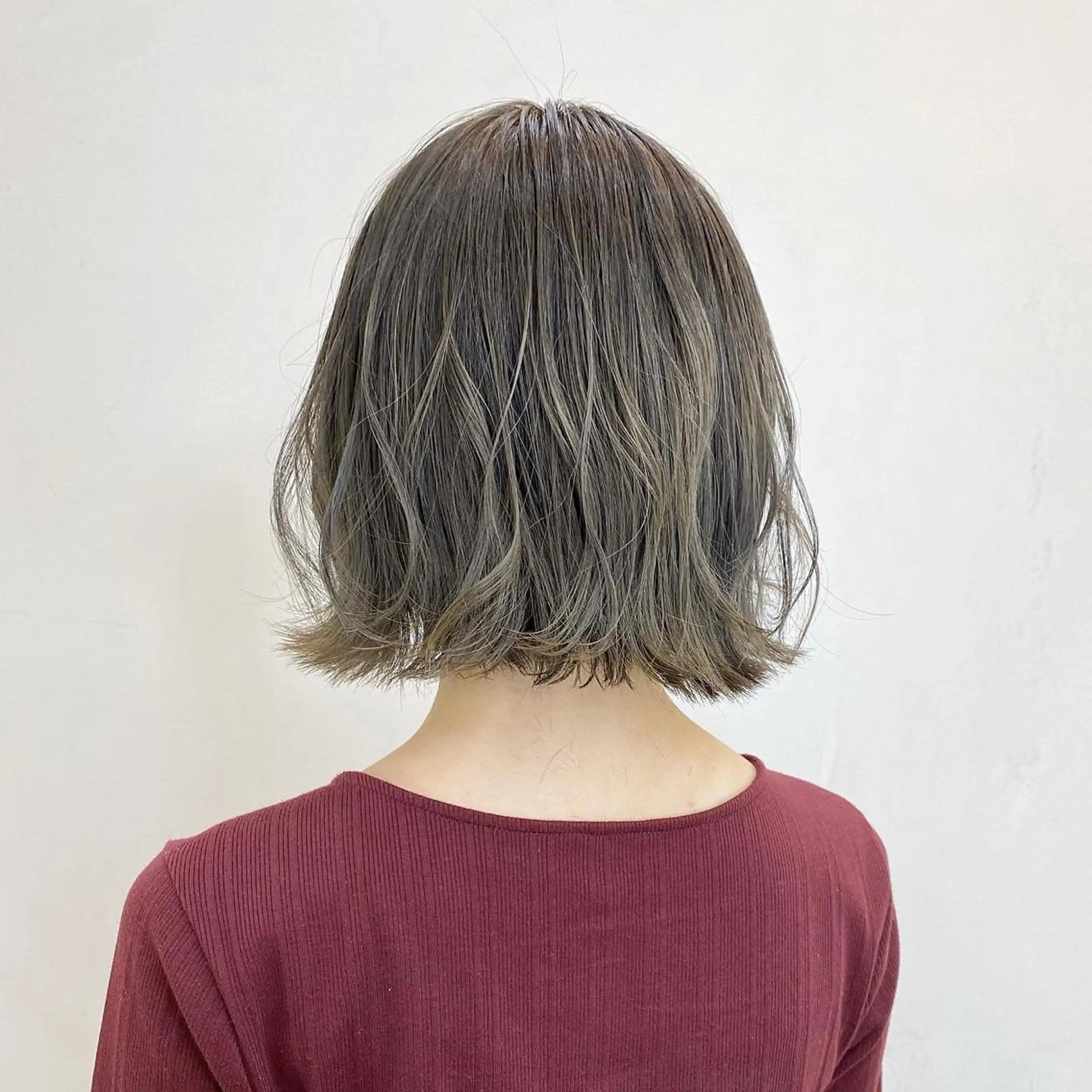 セミロング カラー ヘアカラー トリートメント 艶髪レイヤー屋さん 大澤竜馬のヘアスタイル