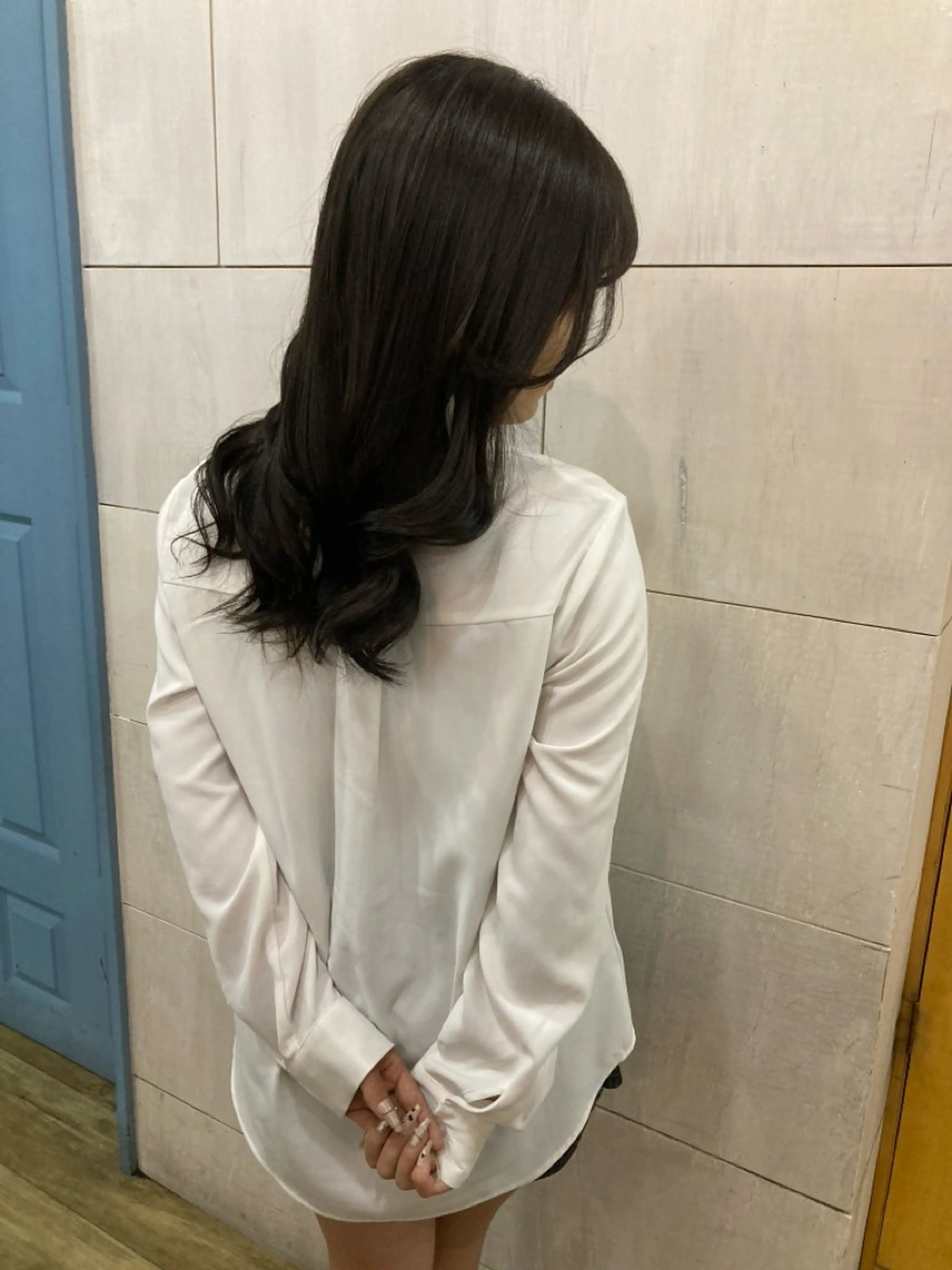 セミロング カラー ヘアカラー トリートメント attrait(アトレ)藤沢所属・長嶋 美春のヘアスタイル