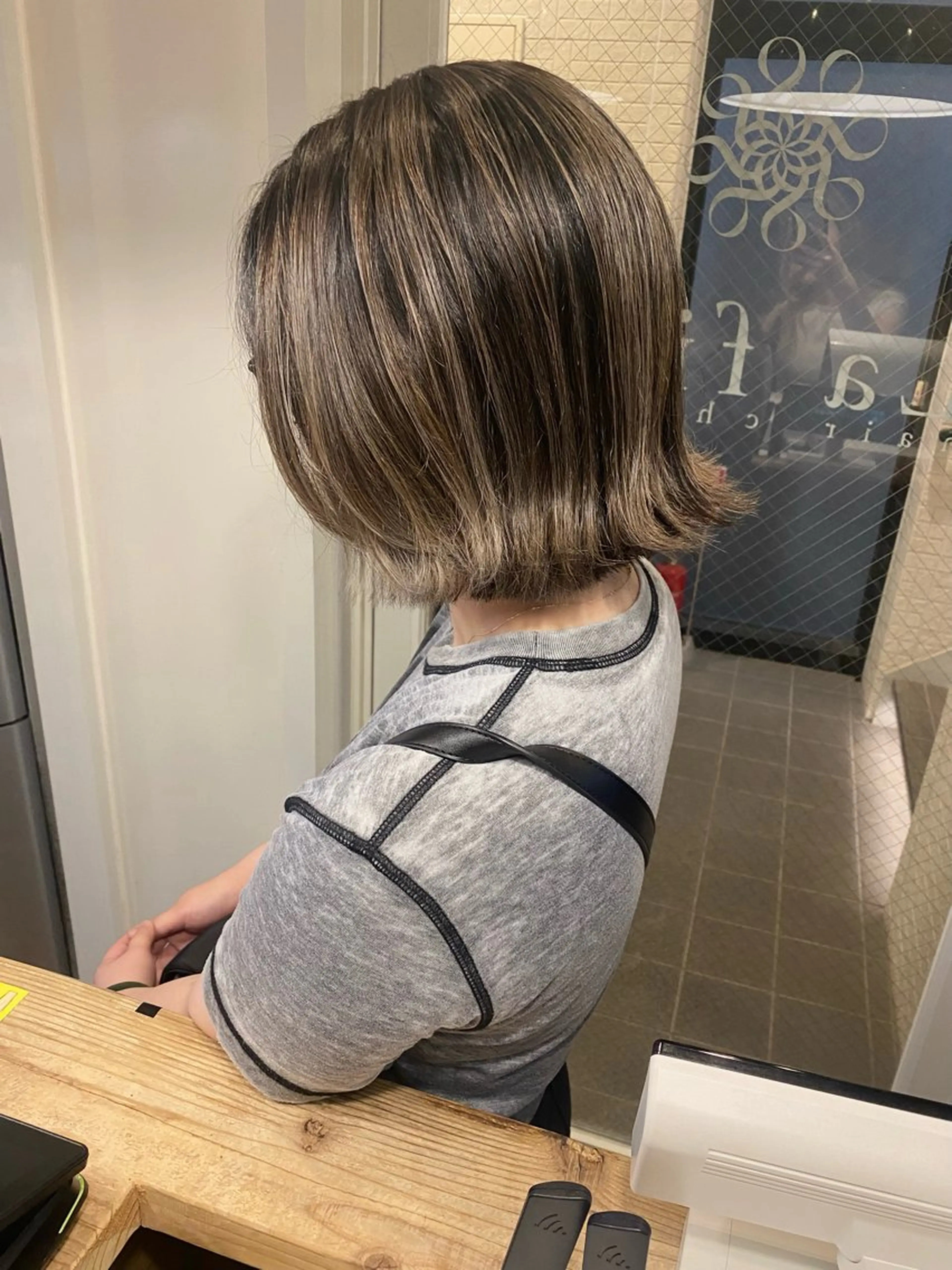 ショート レイヤーカット Lafith hair cheval所属・井上 麻帆のヘアスタイル