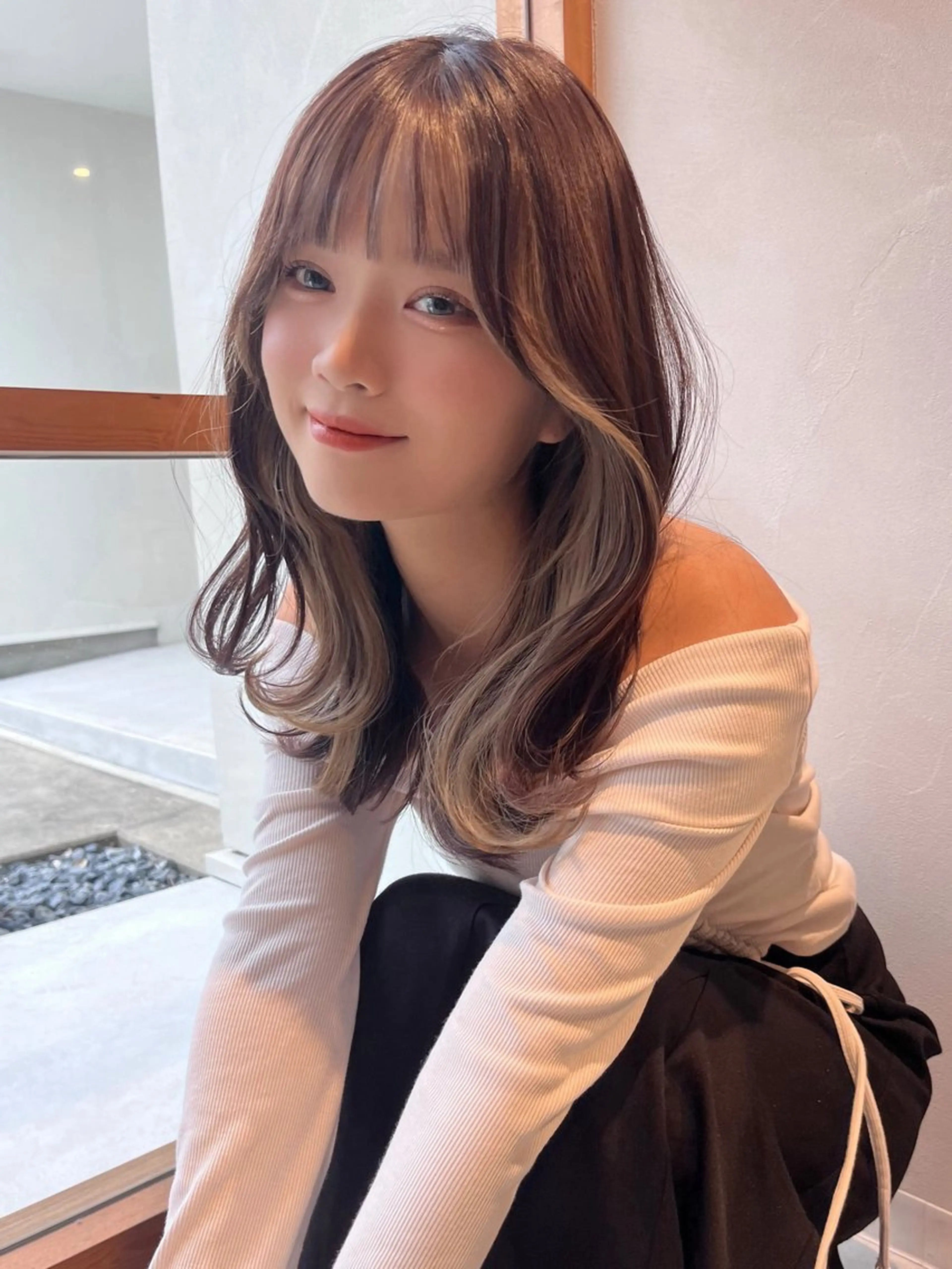 セミロング カラー 透明感カラー くびれヘア 顔周りカット 韓国風ヘア レイヤーカット カット ヘアカラー レイヤーカット /　工藤雄大のヘアスタイル