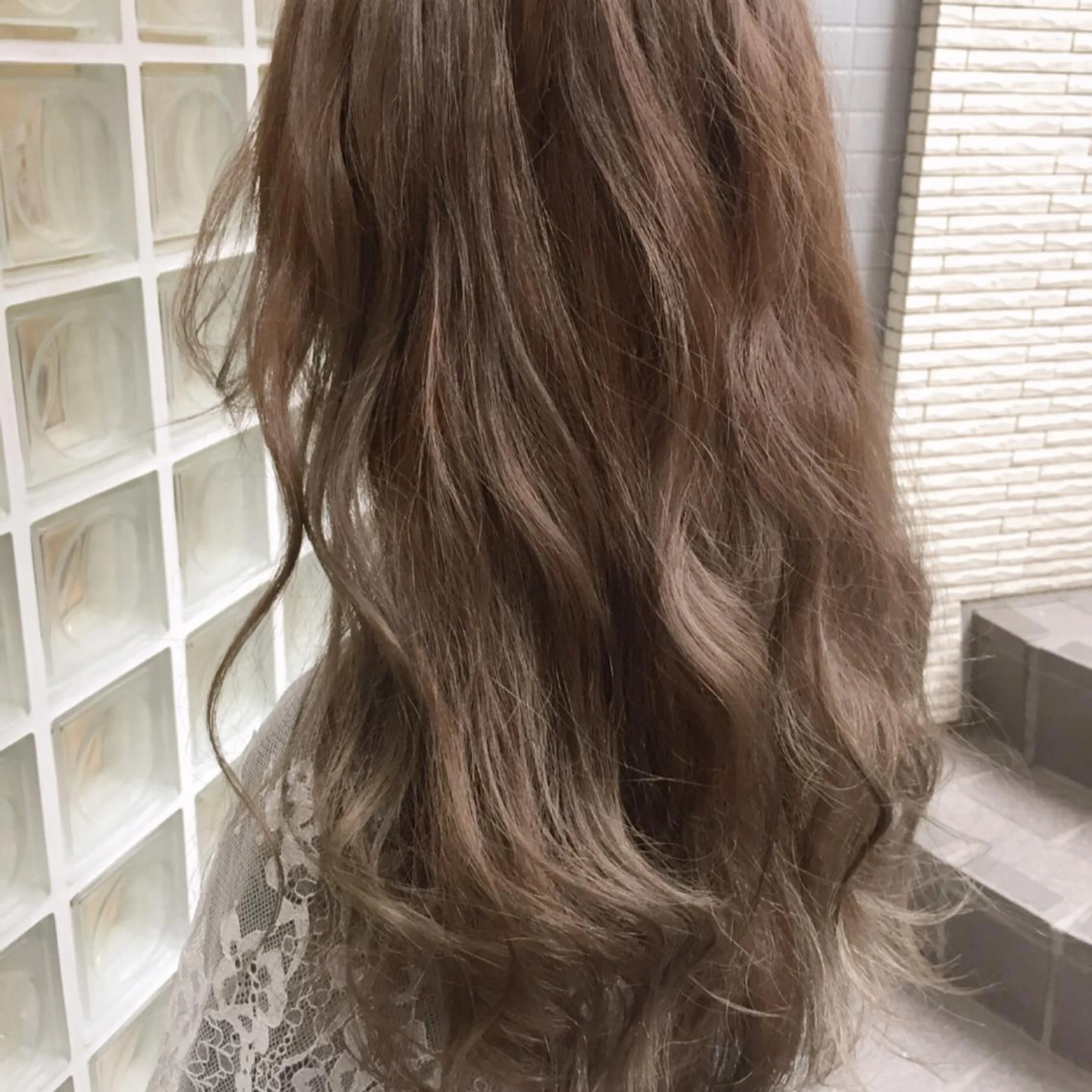 ✨🧜🏻‍♀️最高級人毛100%シールエクステ100本+ケアカット🧜🏻‍♀️✨ 【オフも簡単なシールエクステ】の写真