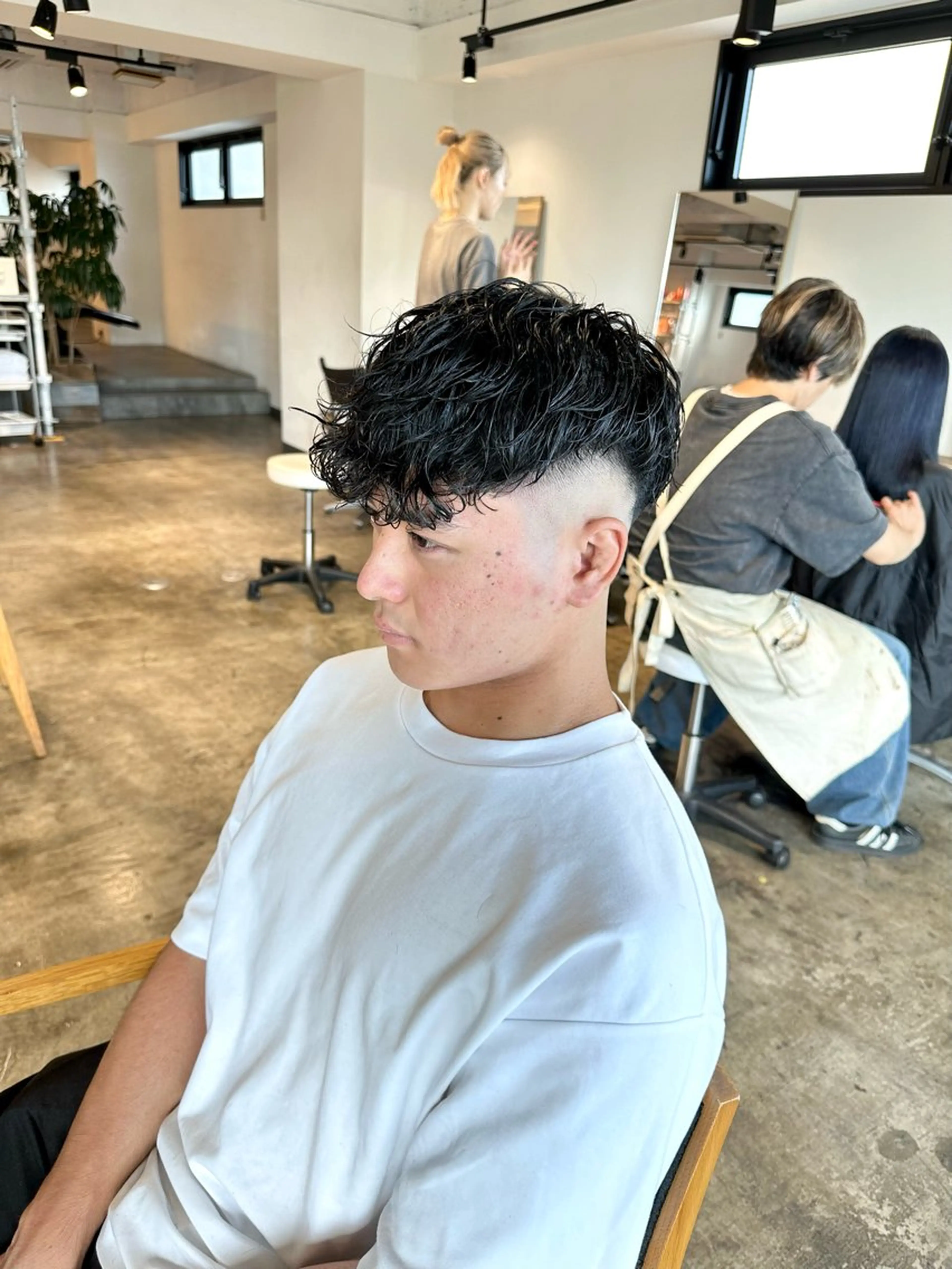 メンズ フェードカット メンズパーマ スキンフェード スペインカール 刈り上げ 骨格補正施術/メンズ 専門美容師/YUYAのヘアスタイル