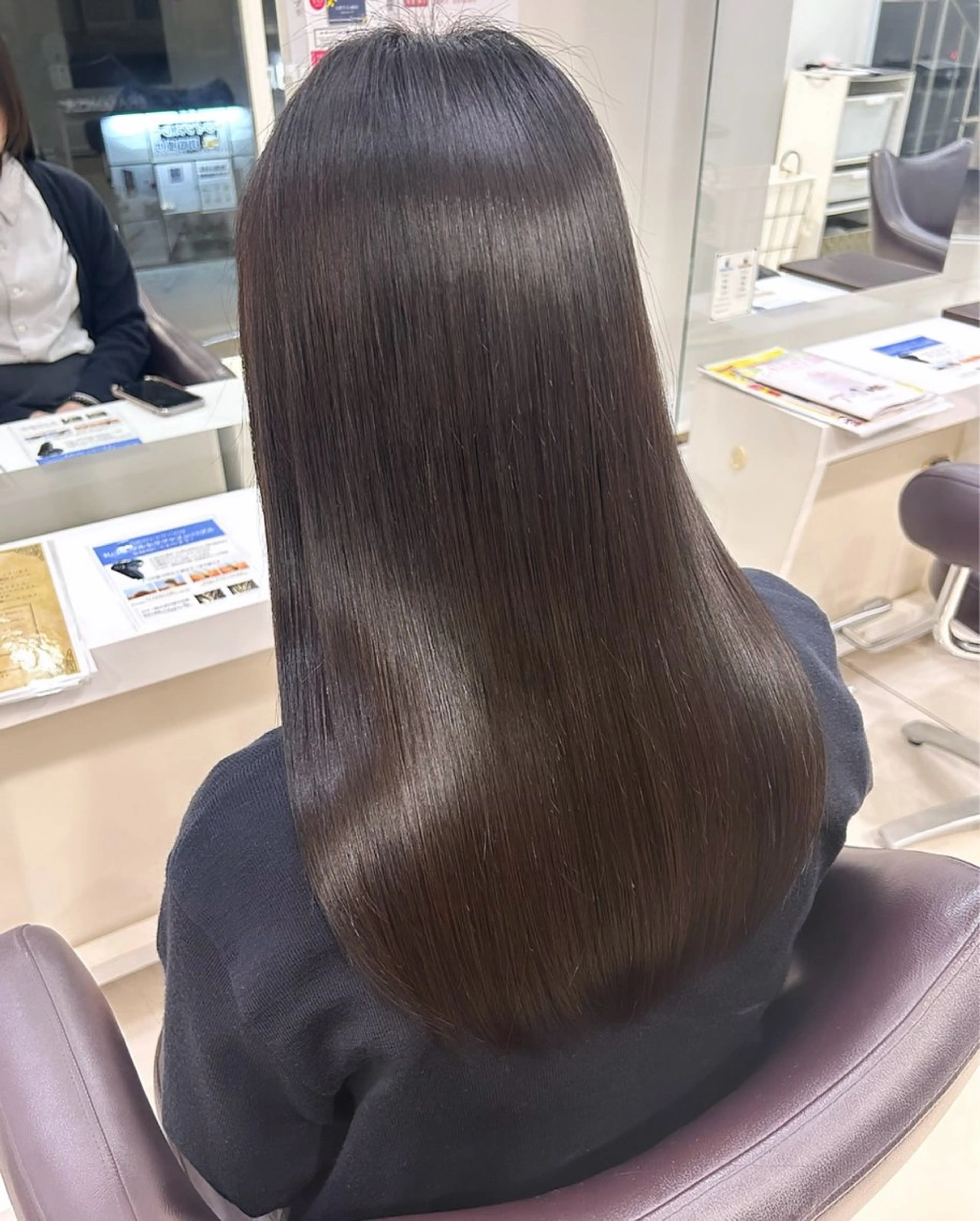ロング カラー 髪質改善 ヘアカラー トリートメント ハピネス所属・川本 真鈴のヘアスタイル