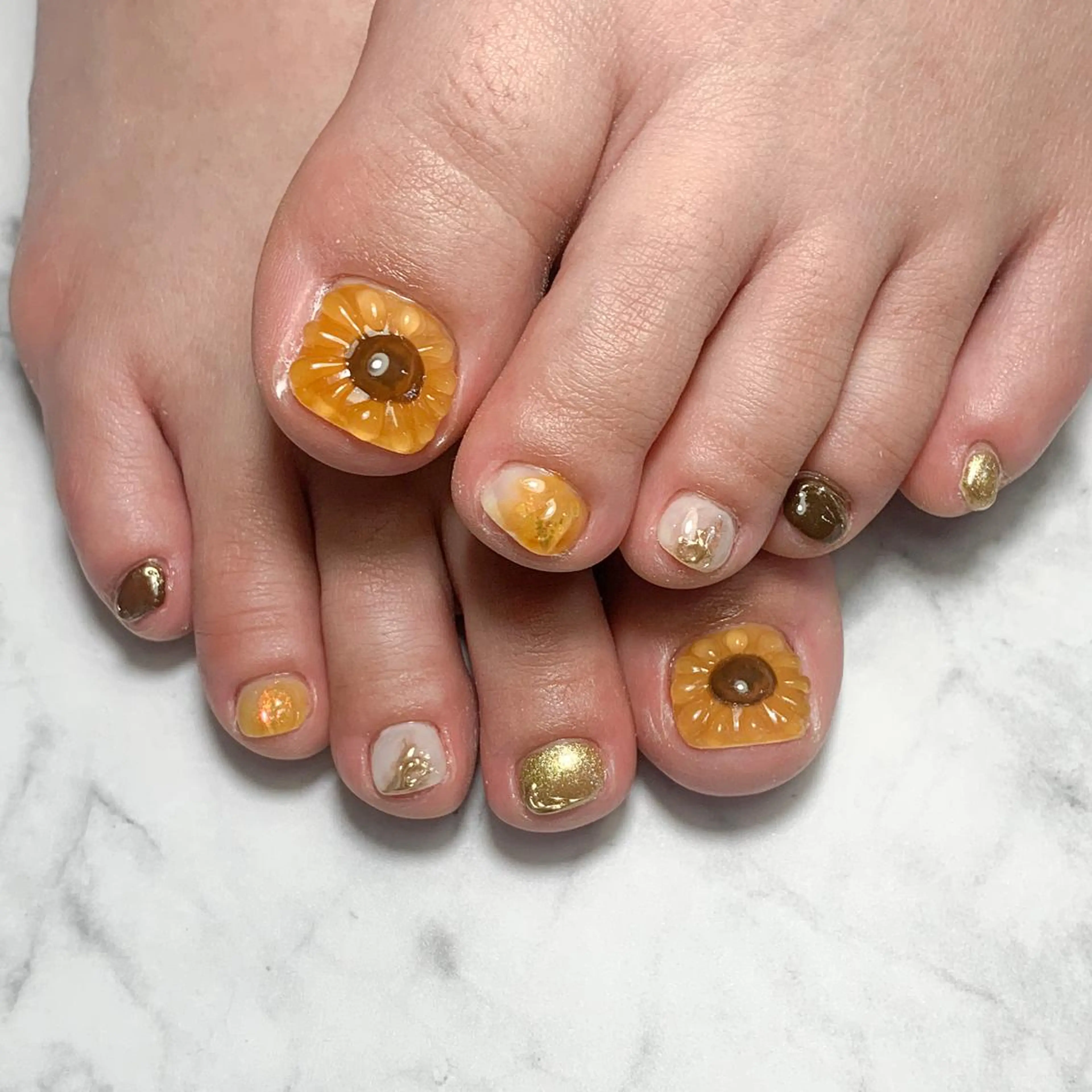 ネイル フットネイル atelier FIORITURA所属・FIORITURA aiのネイルデザイン