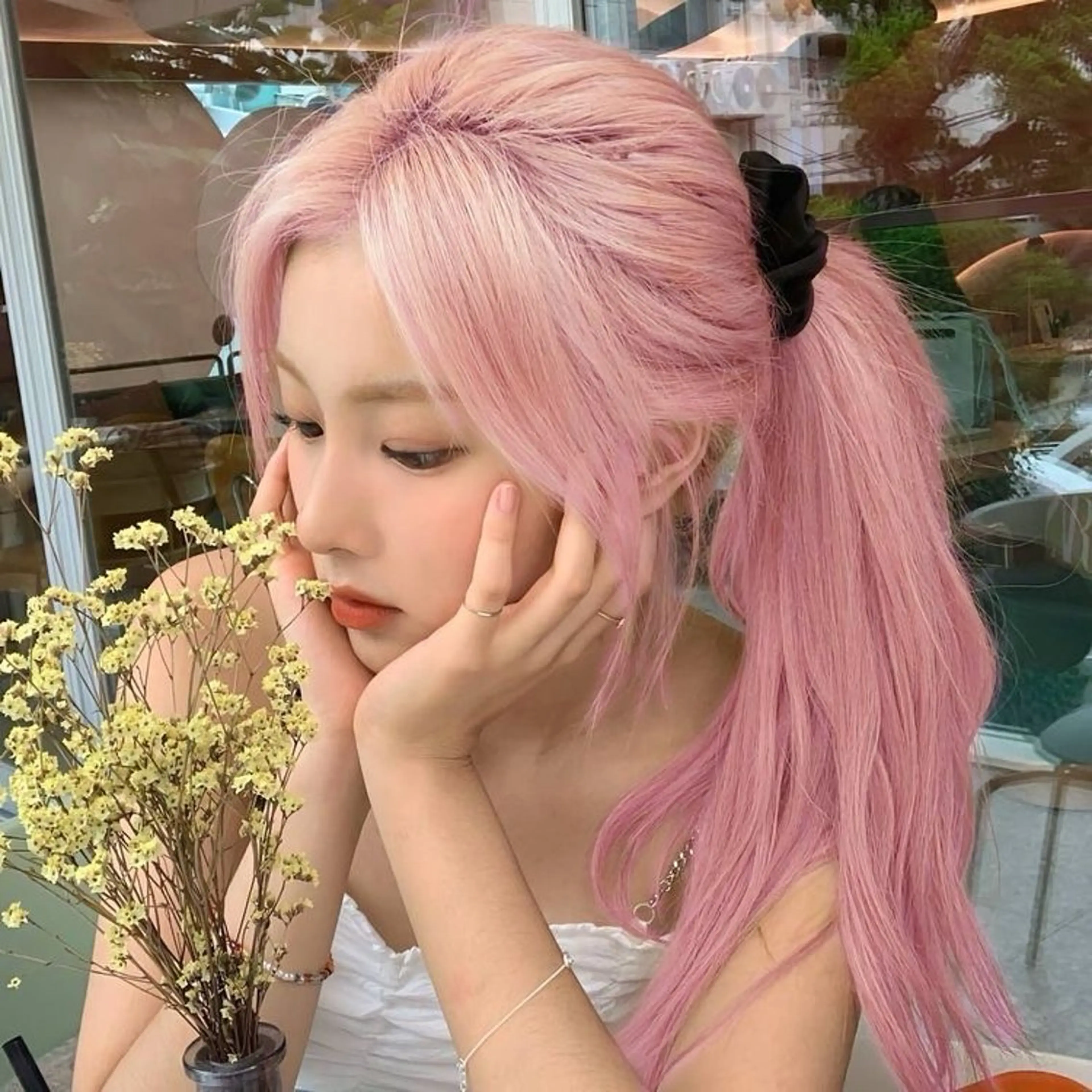 ロング カラー ブリーチ ピンクカラー ホワイトピンク ヘアカラー トリートメント ヘアセット 💗トレンド暖色ヘア Natsumi 💗のヘアスタイル