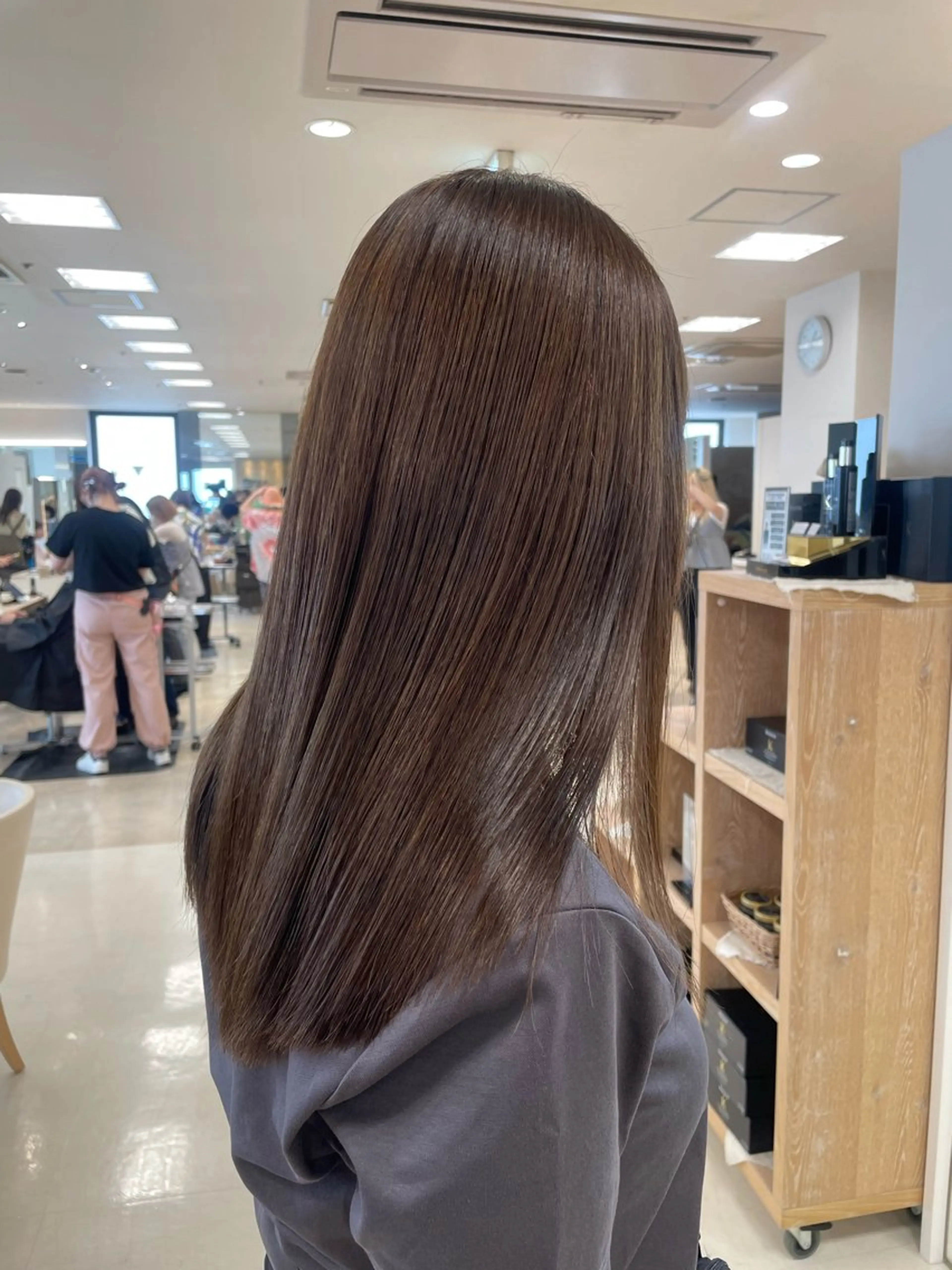 セミロング カラー ヘアカラー トリートメント kenje luscaのヘアスタイル