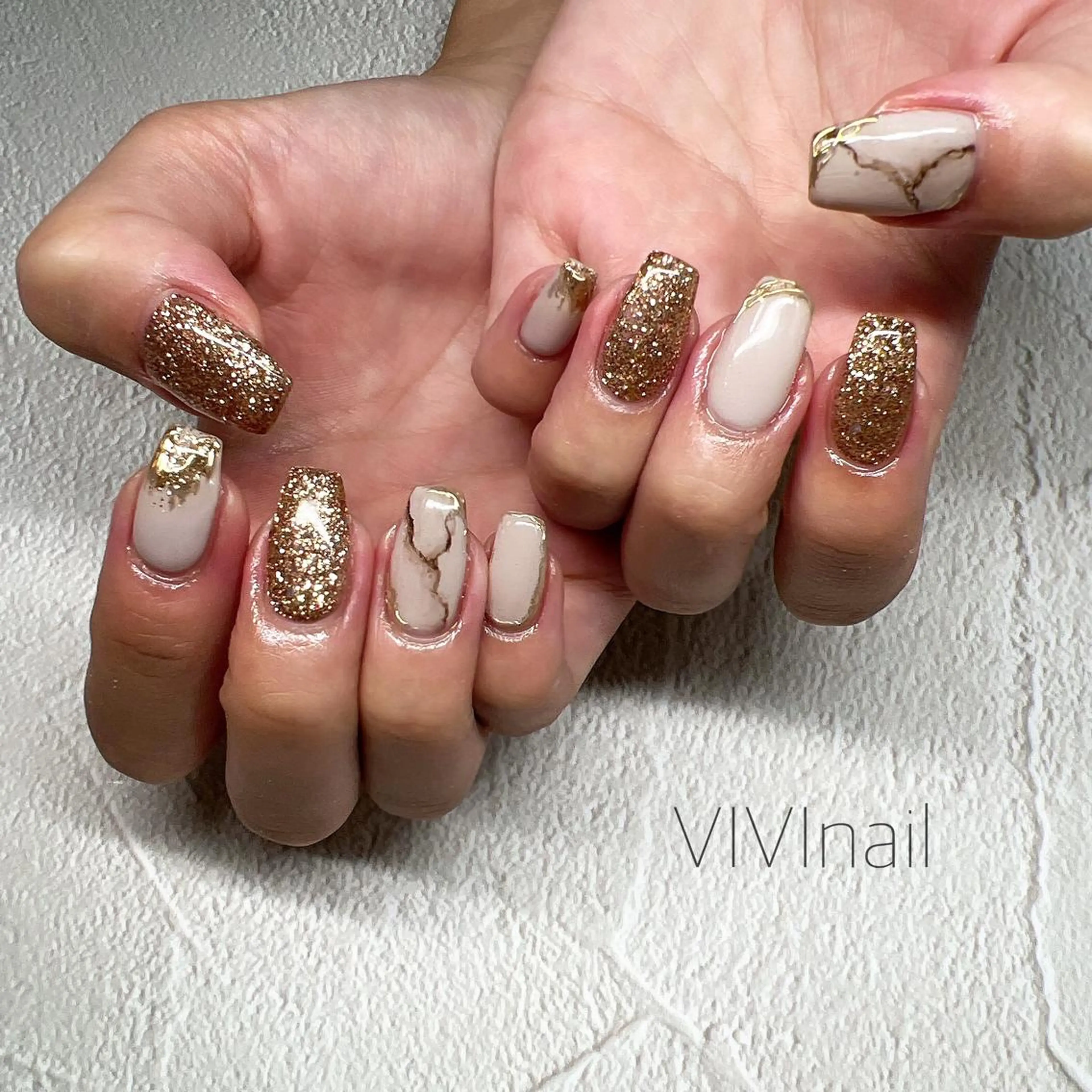 ネイル 大理石ネイル(マーブル) ミラーネイル ハンドネイル vivi nailのネイルデザイン