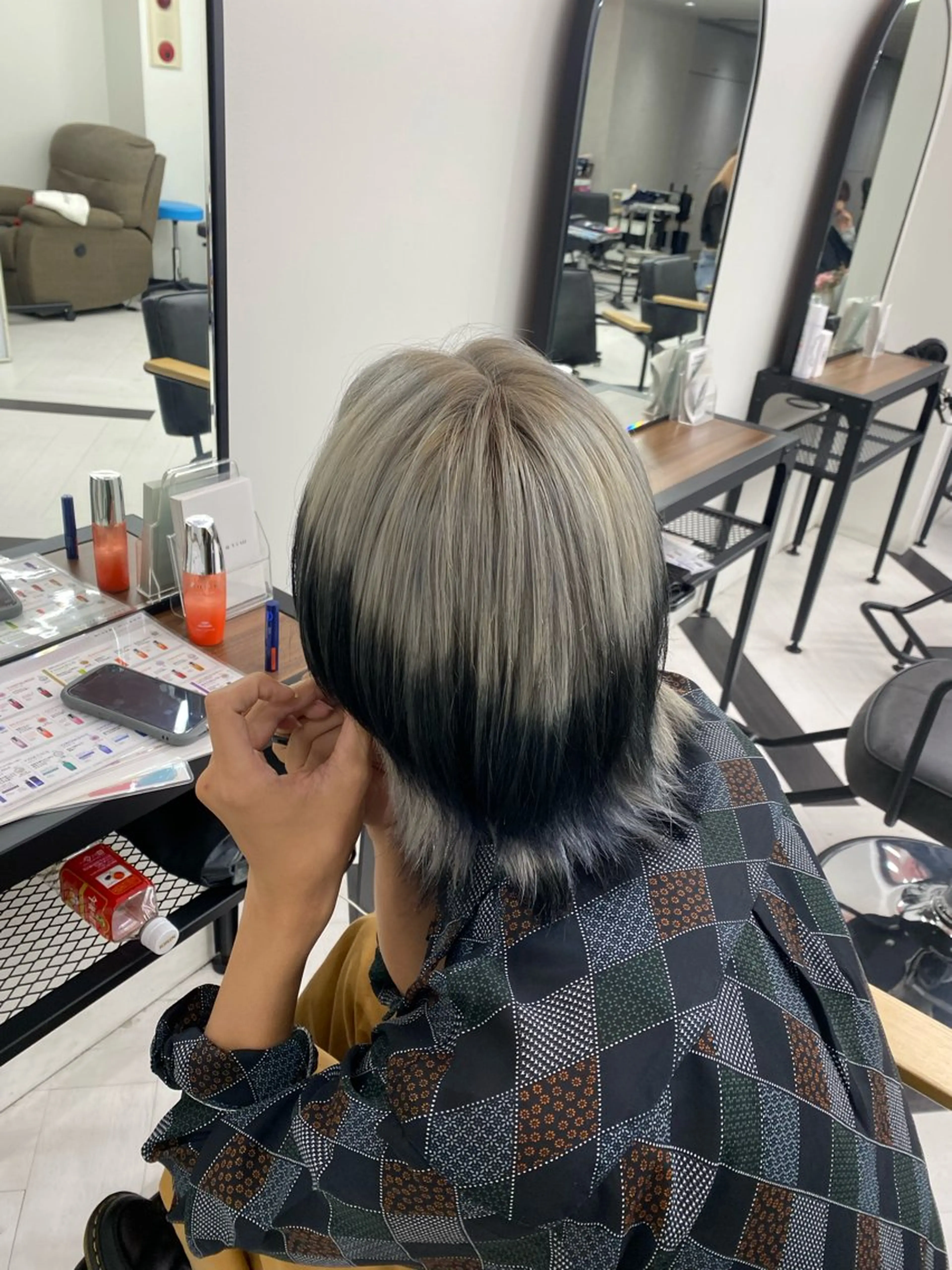 カラー ルイ🪐‪⋆𓈒𓏸 【ボブ/ハイトーン】のヘアスタイル