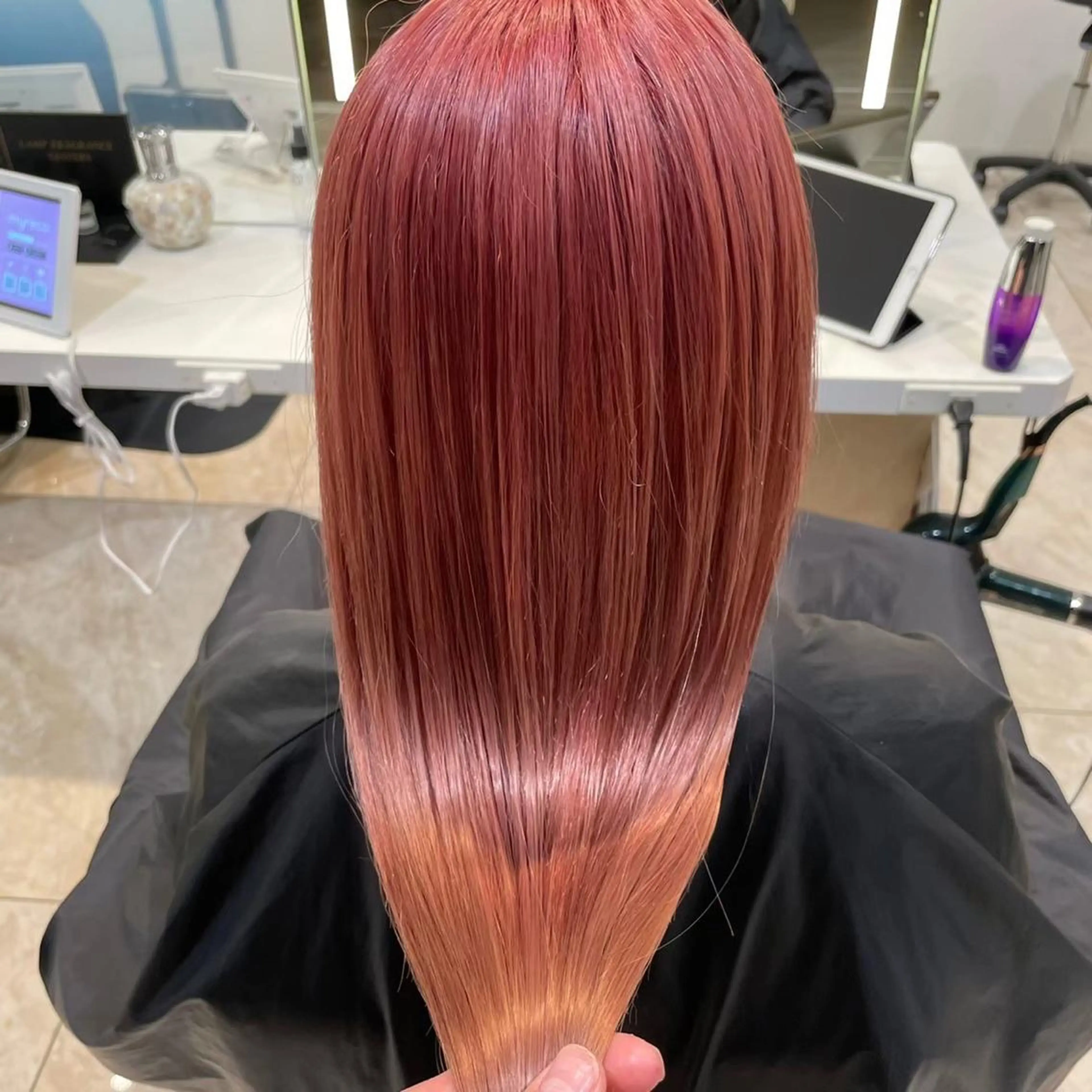 ロング カラー オレンジ ヘアカラー miho‪𓂃 ANNETTAのヘアスタイル