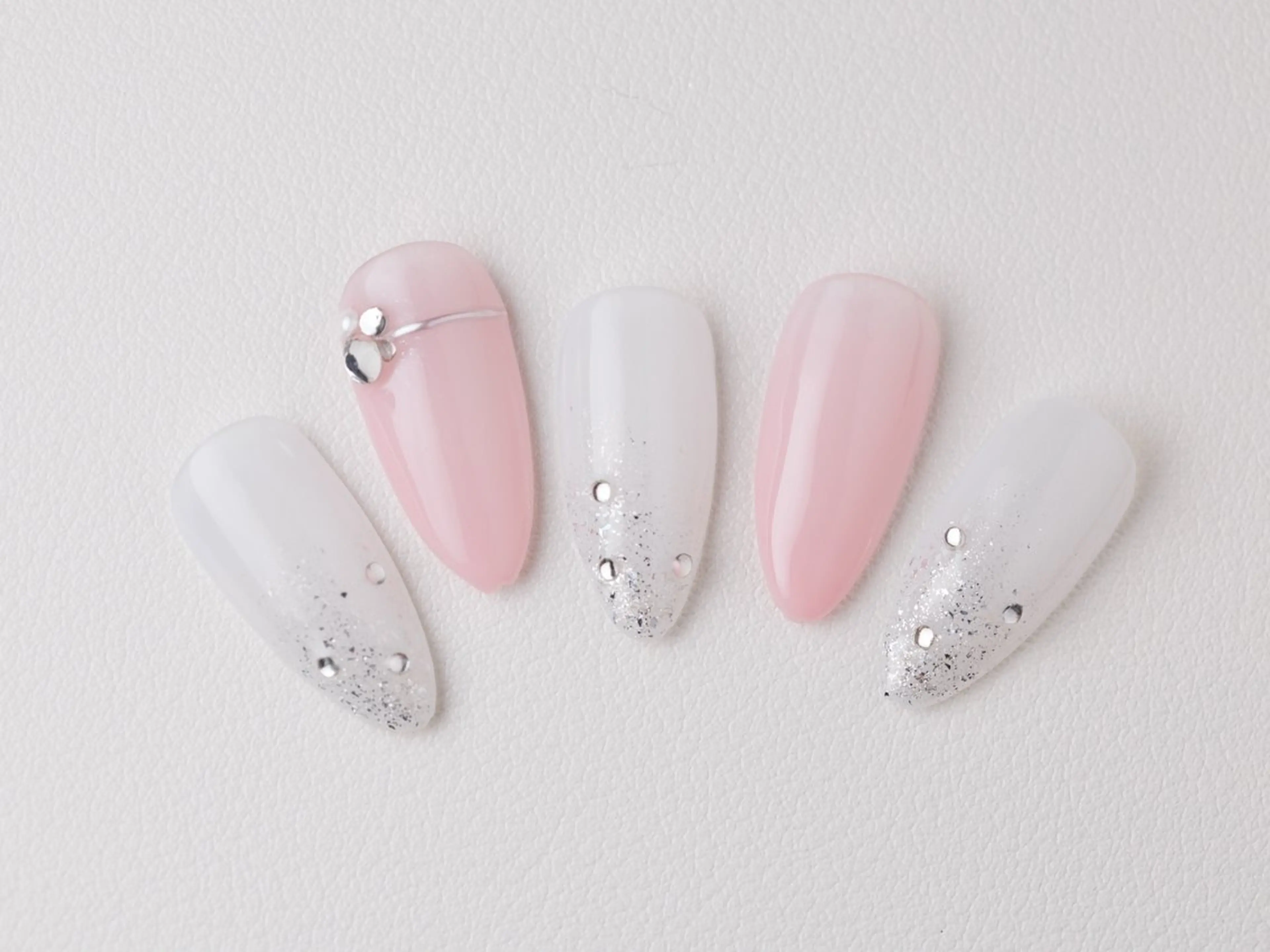 ネイル Rネイルサロン市川店 研修のネイルデザイン