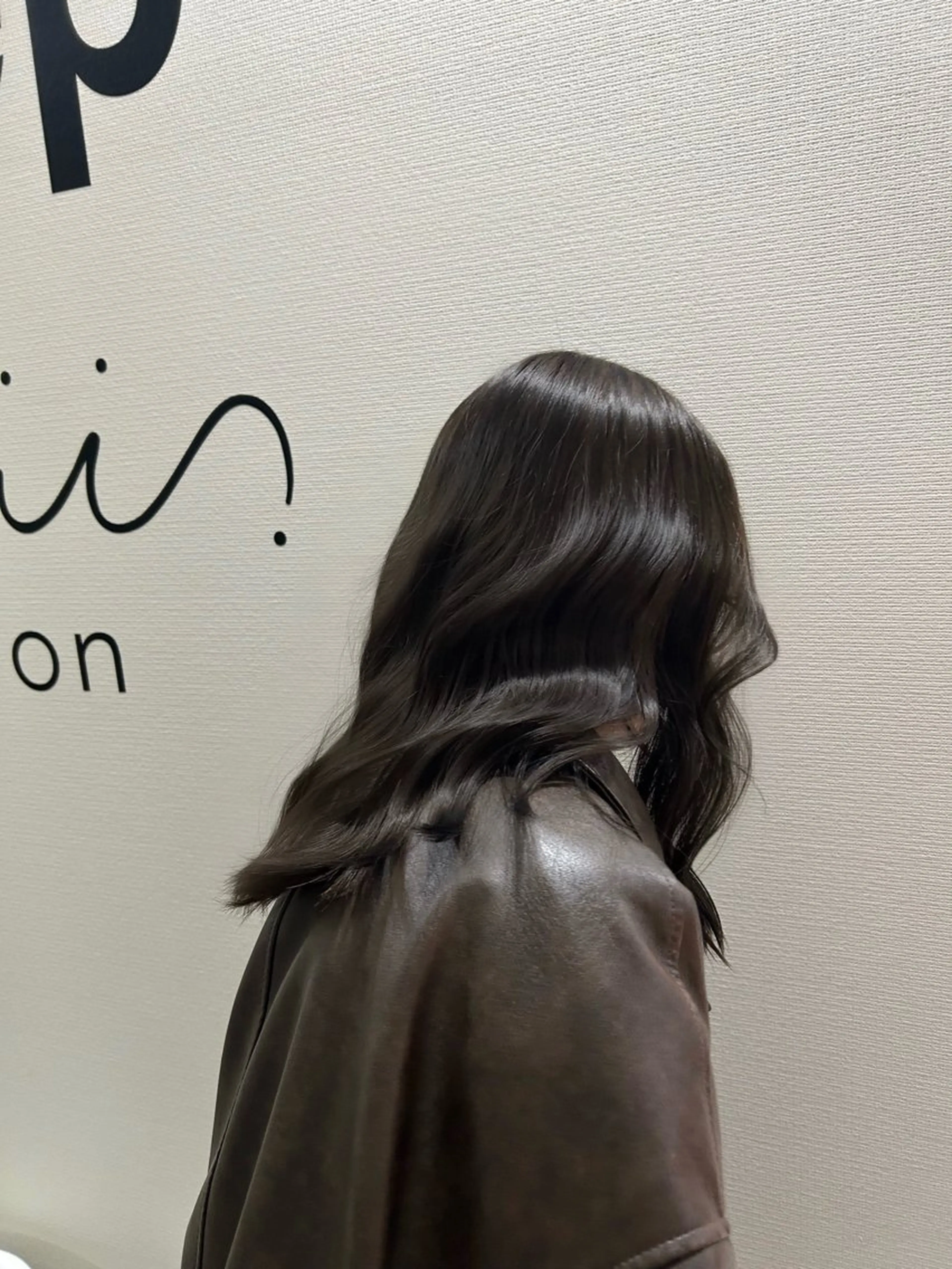 平日限定✨透明感ワンカラー& Aujua 3stepトリートメントの写真