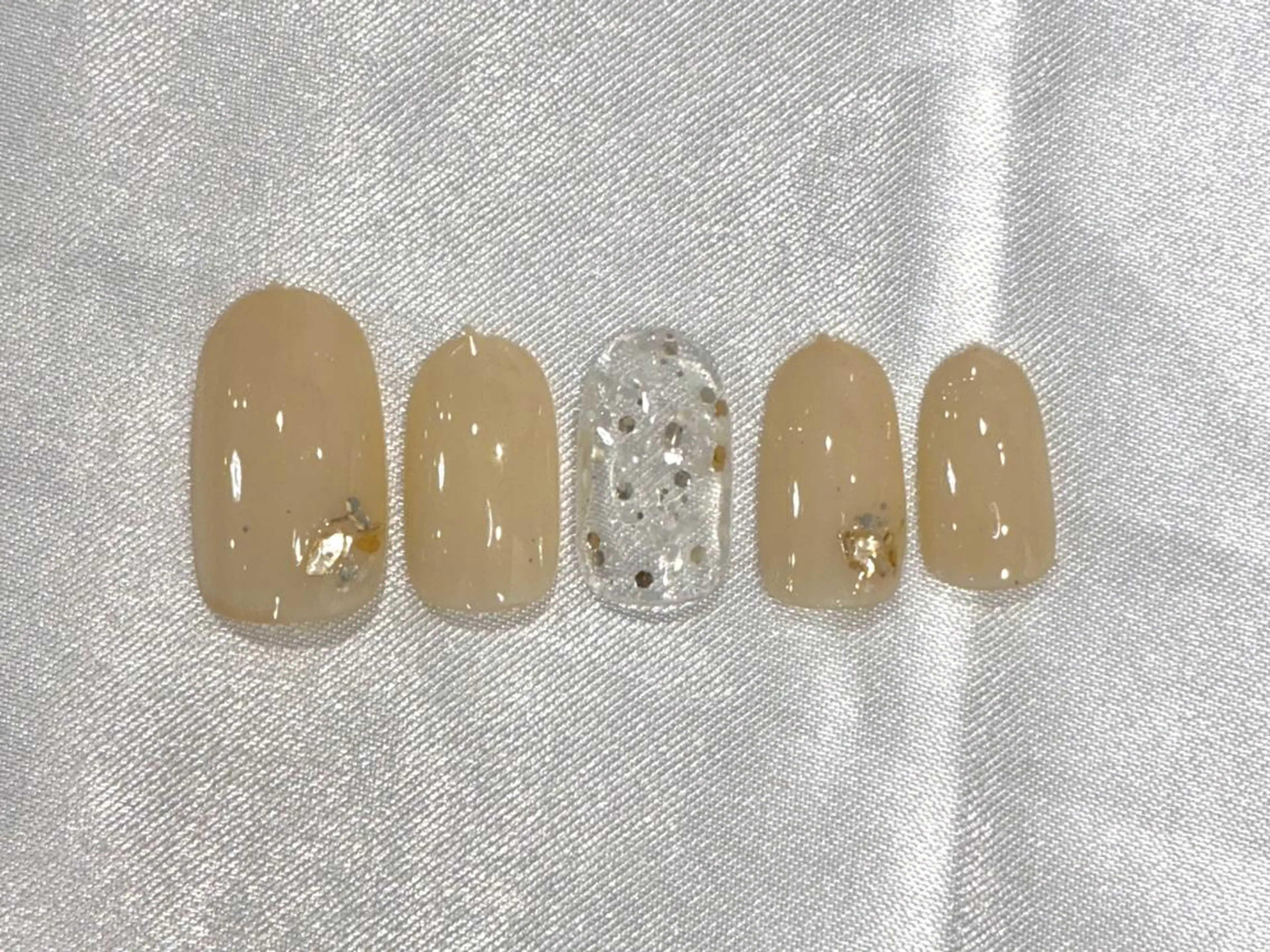 ネイル ハンドネイル 1アイ&ネイルサロン リスブラン銀座新富町のネイルデザイン