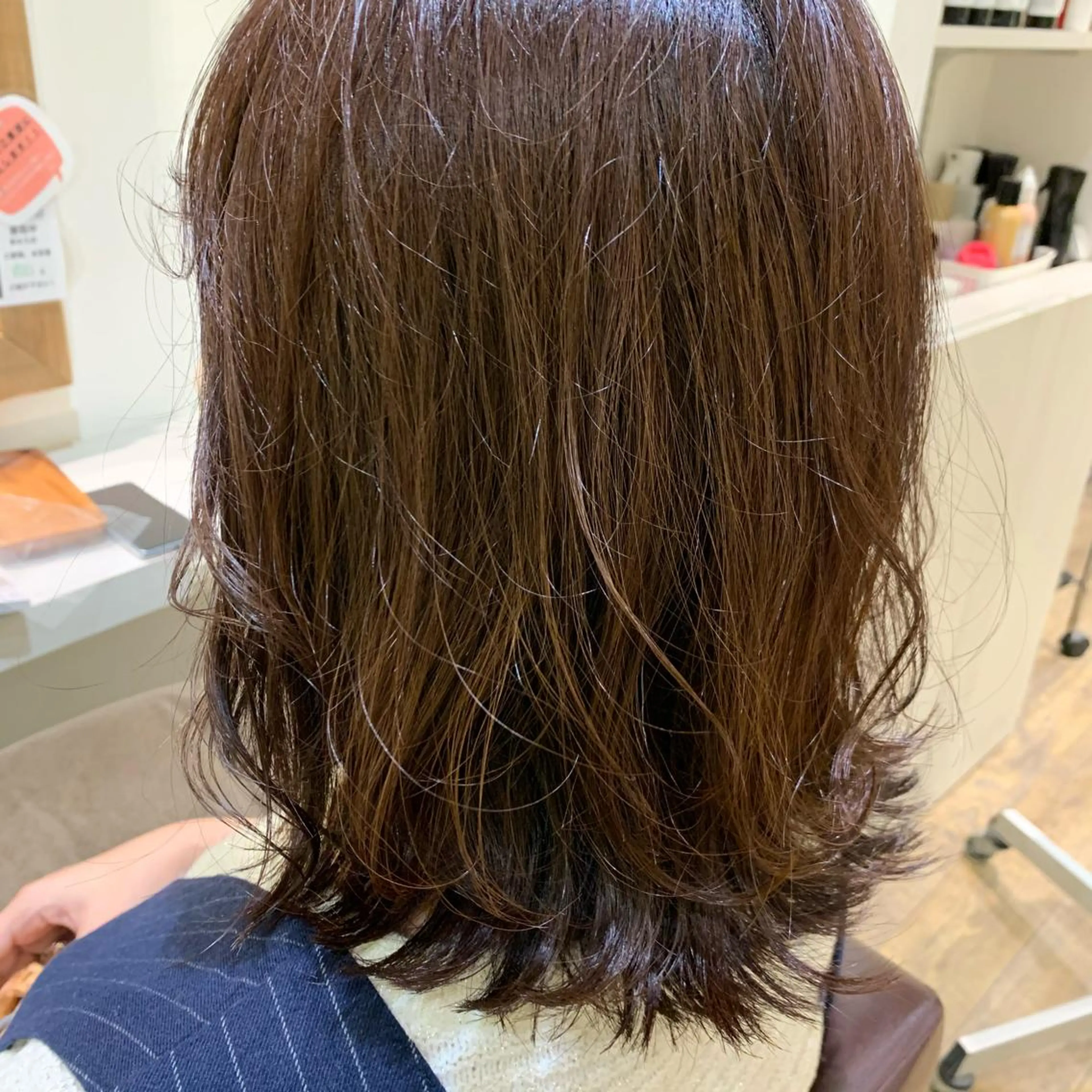 ミディアム カラー ウルフカット ヘアカラー ショート×カラー 🦊堀米早紀【荻窪】のマツエク・マツパデザイン