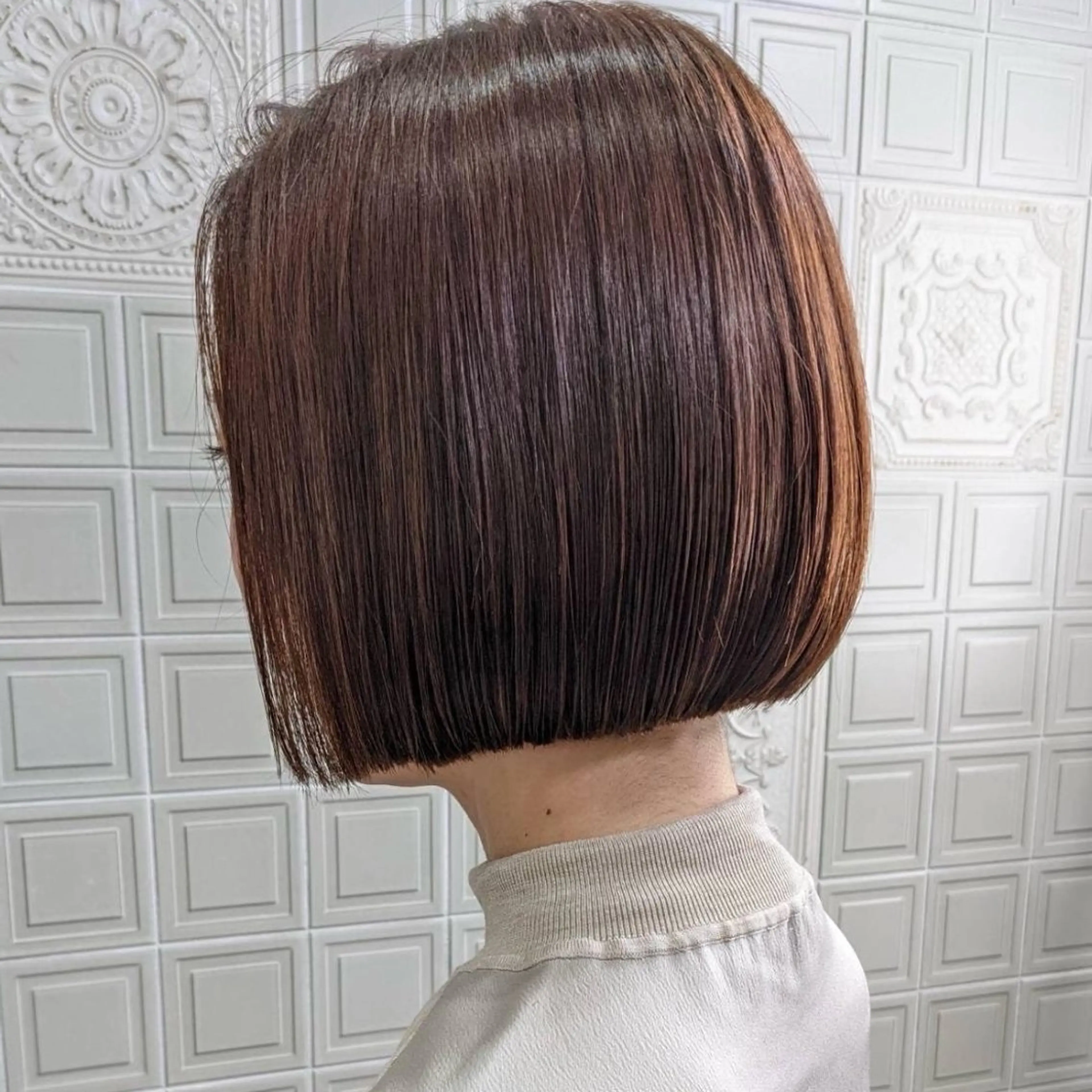 ショート カラー カット トリートメント アオヌマ コハルのヘアスタイル