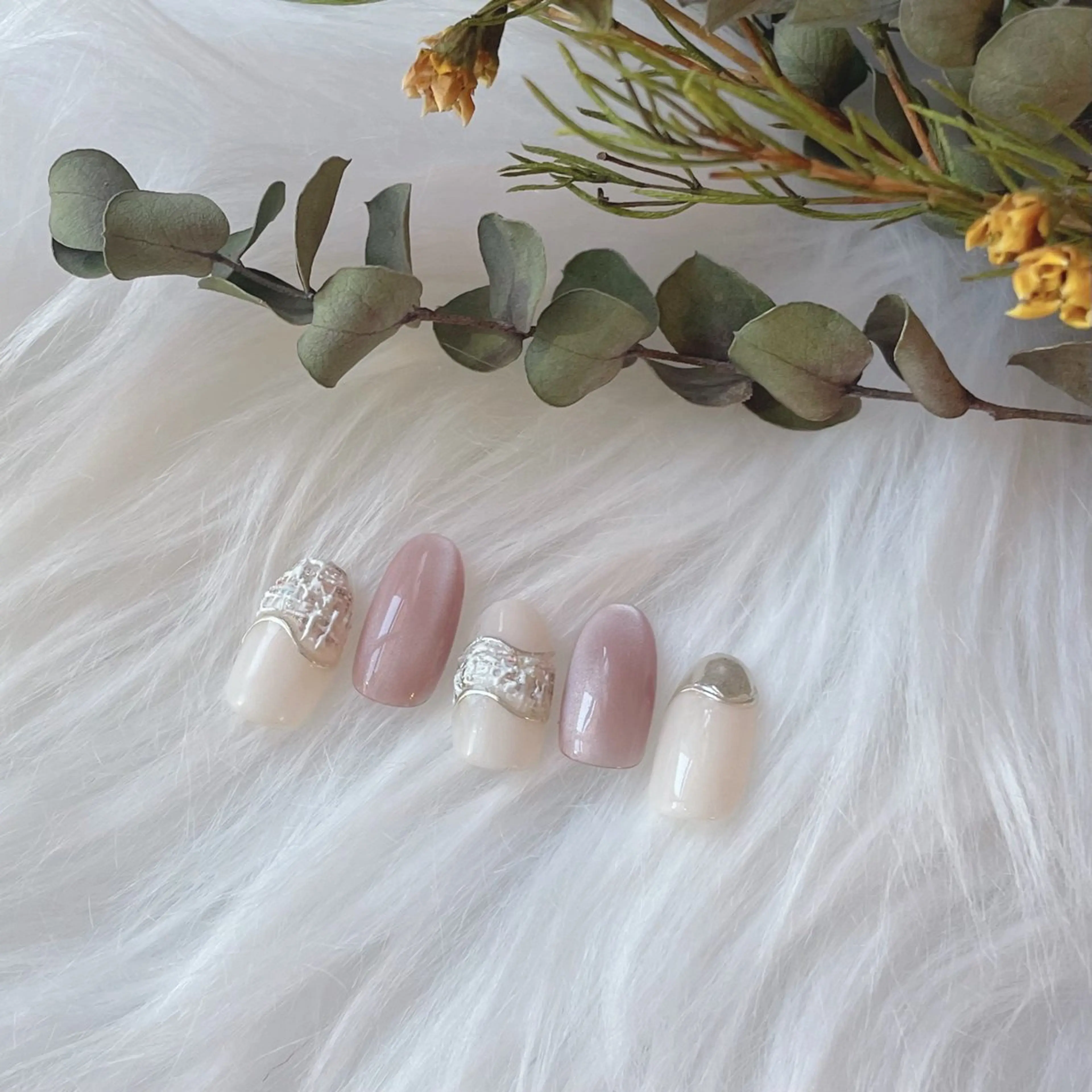 ネイル ブルー フレンチネイル キラキラネイル マグネットネイル ニュアンスネイル ハンドネイル timtam --sakiのネイルデザイン