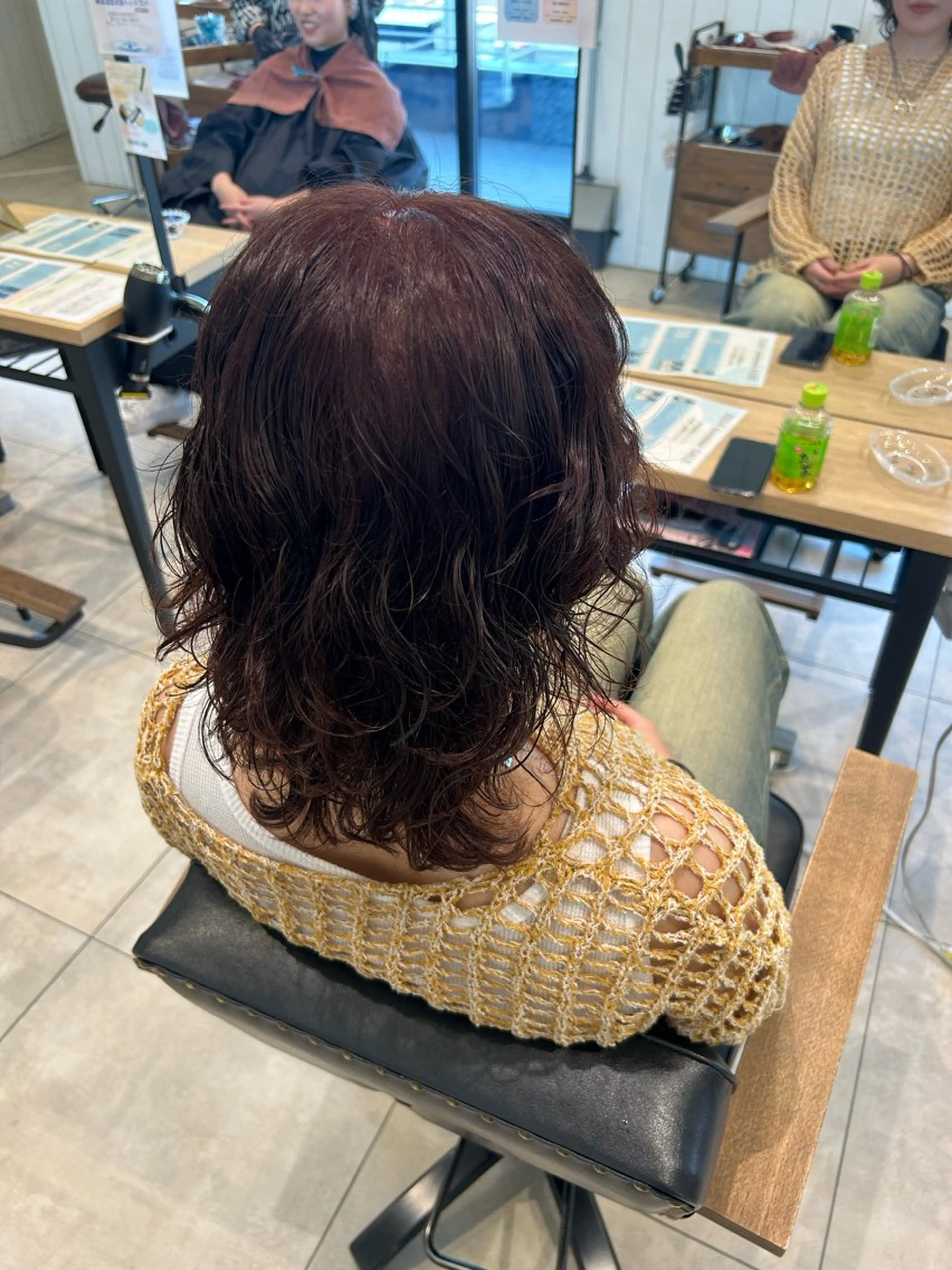 カラー 福田 愛友のヘアスタイル