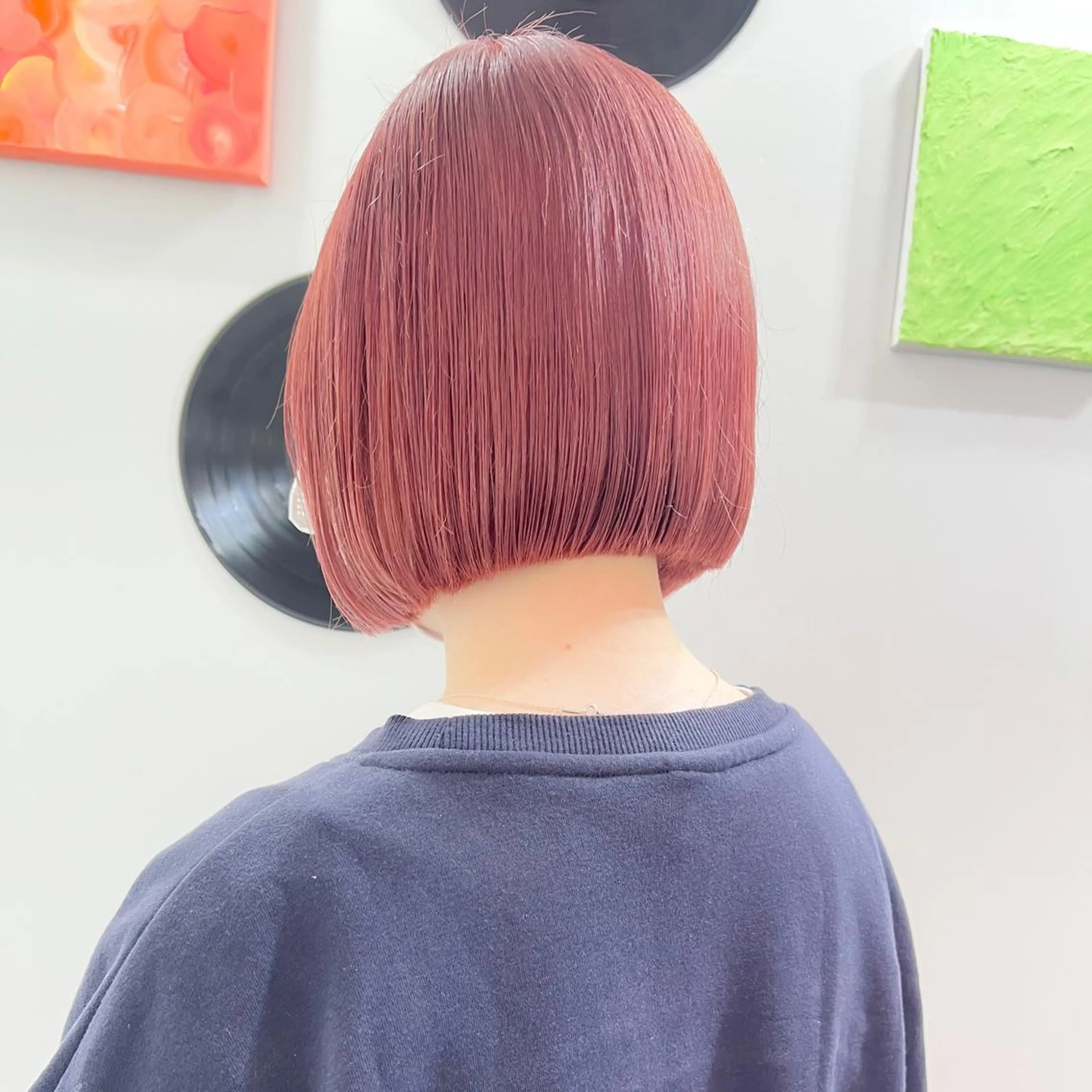 ショート カラー ヘアアレンジ カット ヘアカラー 🧨ブリーチー×ボブ レイヤー💎じゅえるのヘアスタイル