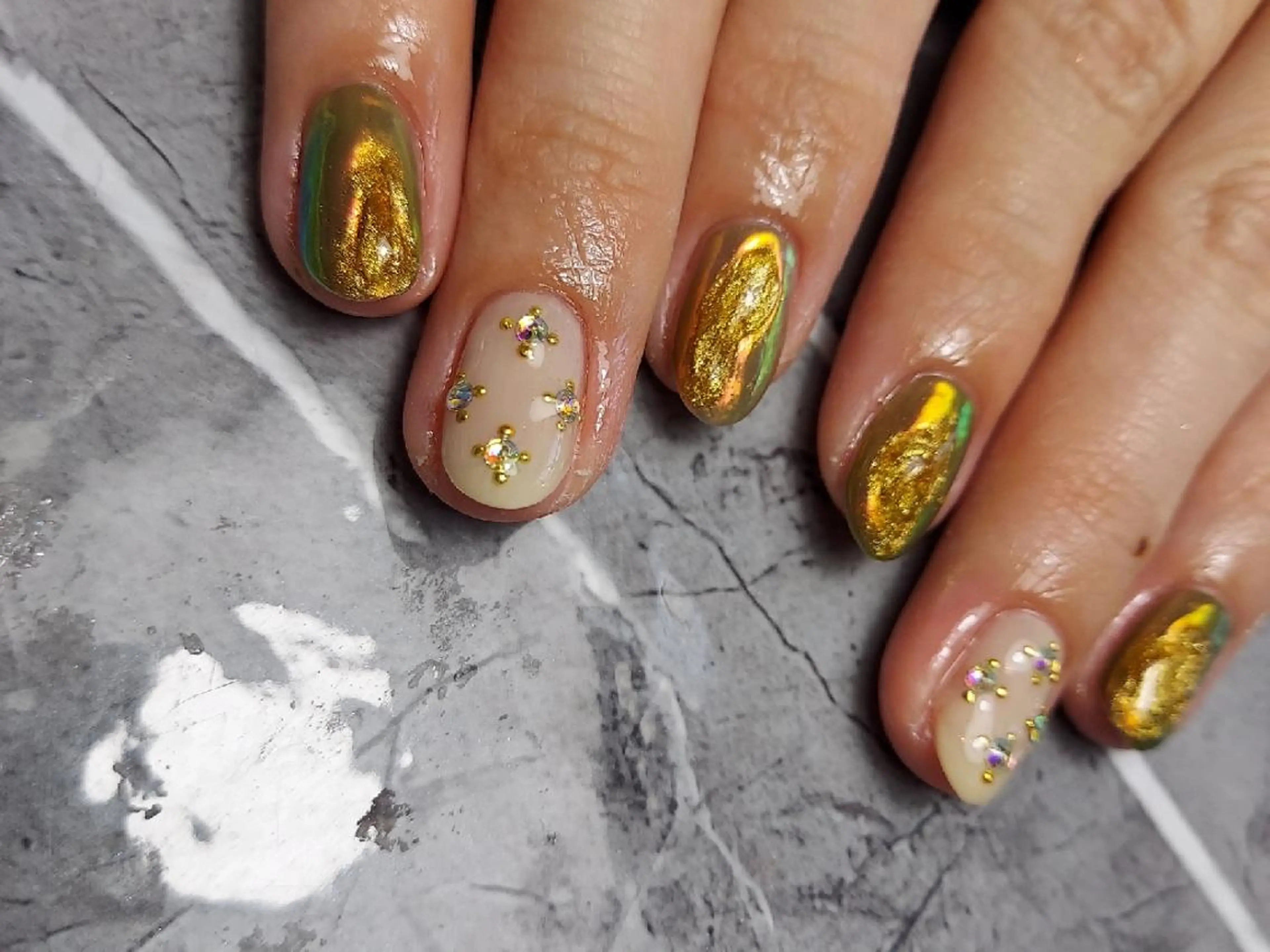 ネイル ハンドネイル Nailspeace Omalyのネイルデザイン