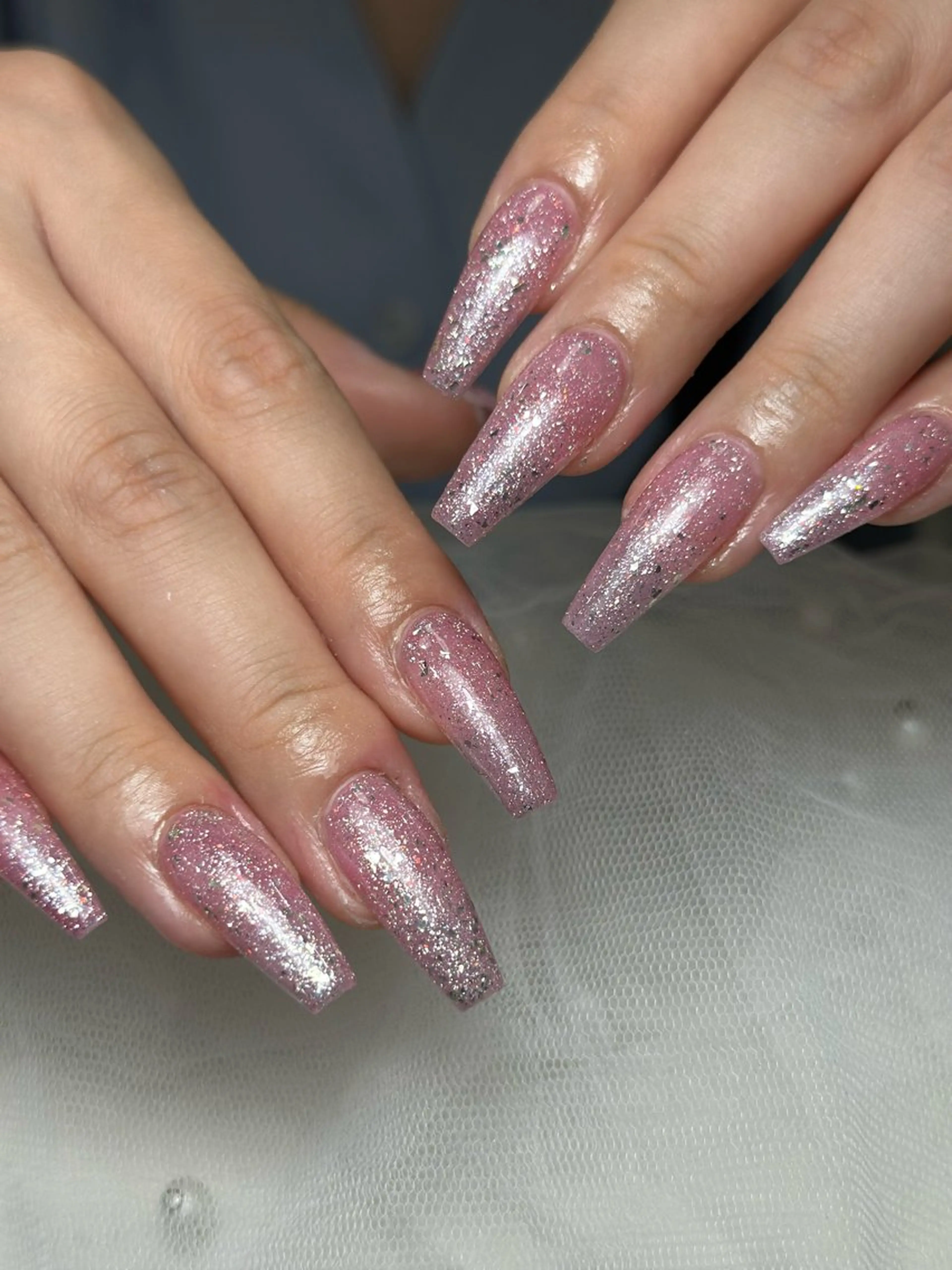 ネイル フレンチネイル グラデーション 韓国ネイル マグネットネイル シンプルネイル ハンドネイル CoMo Nail Studio所属・CoMo Nailのネイルデザイン