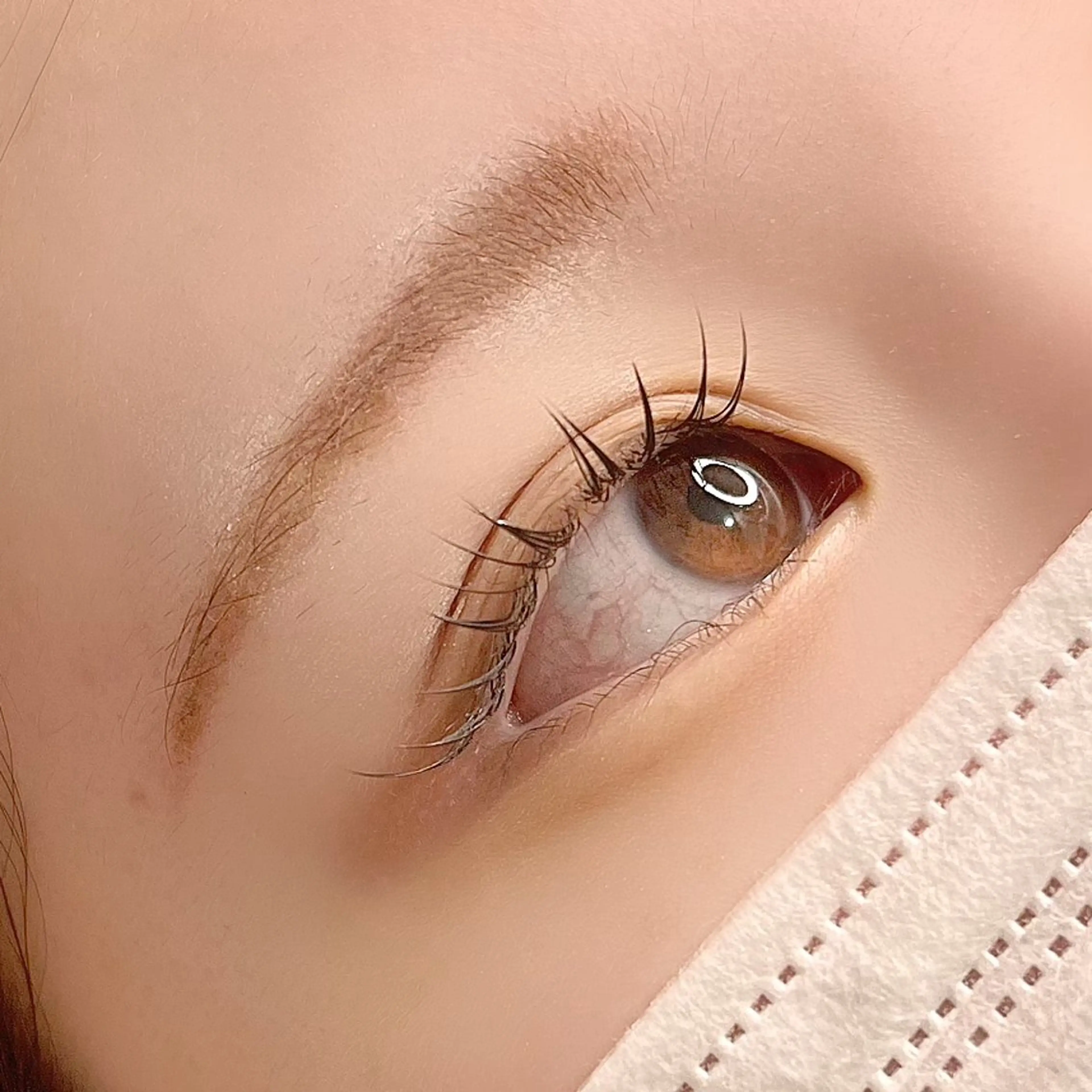 マツエク・マツパ マツエク eyelash salon M所属・M. yuinaの眉毛・アイブロウイメージ